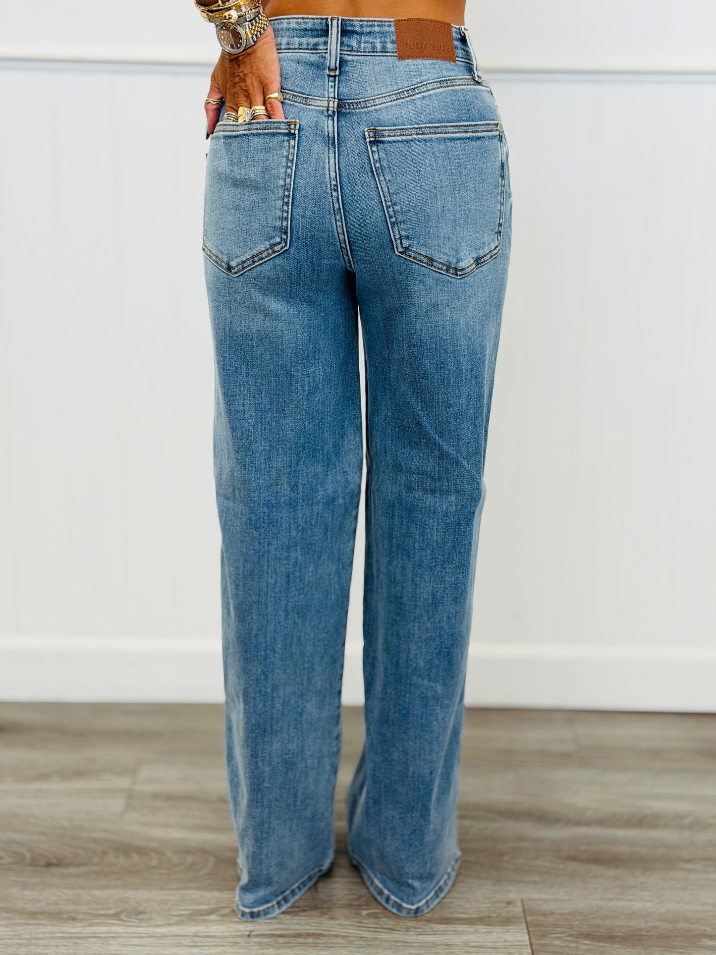 Judy Blue Everyday Icon Column Jeans (Reg. and Plus)