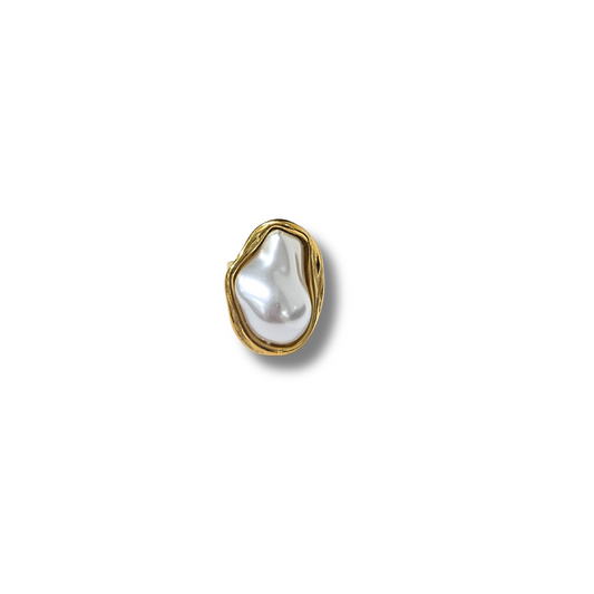 Claire Pearl Ring