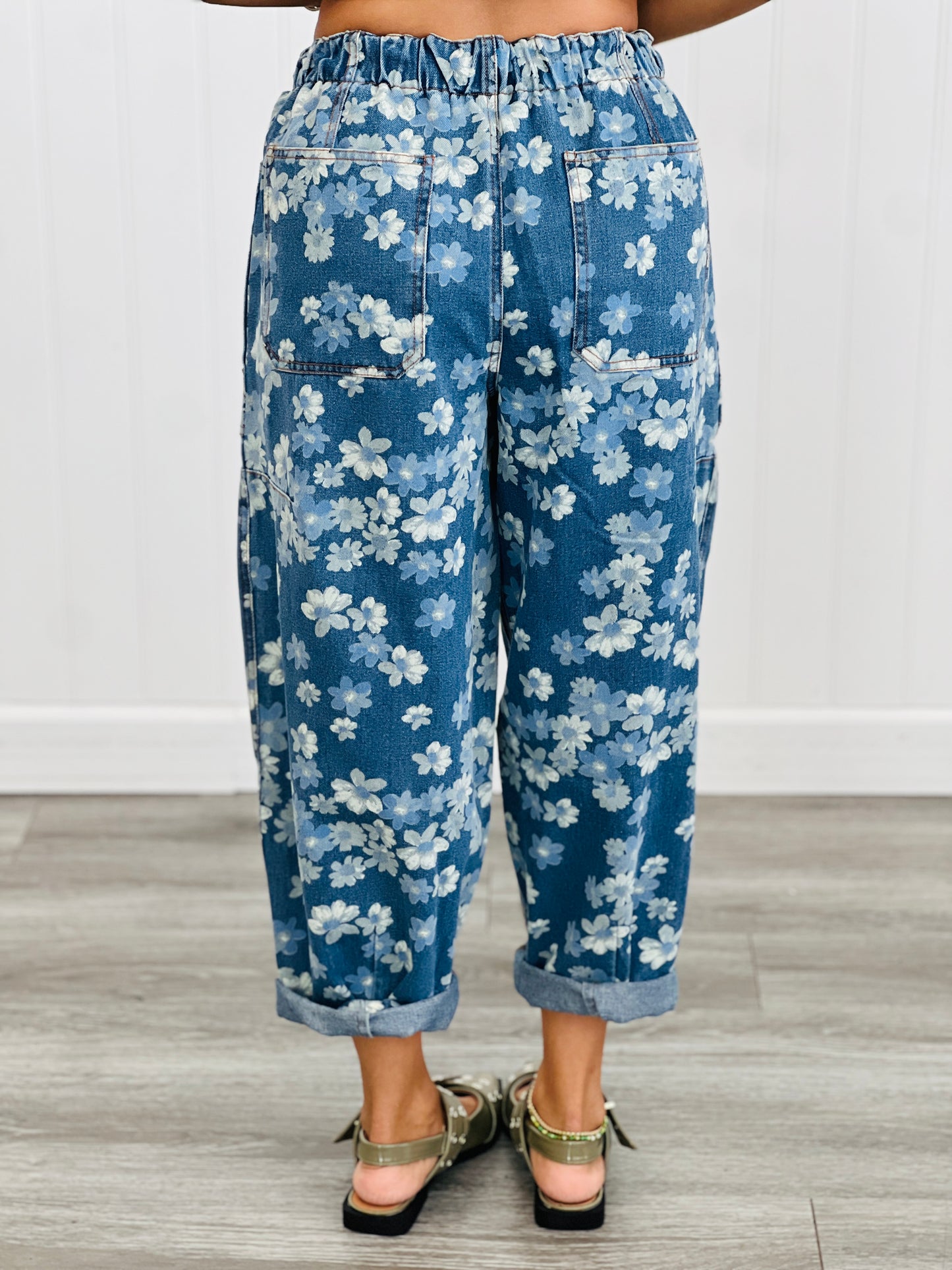 Blue Denim Floral Cropped Barrel Pants (Reg.)
