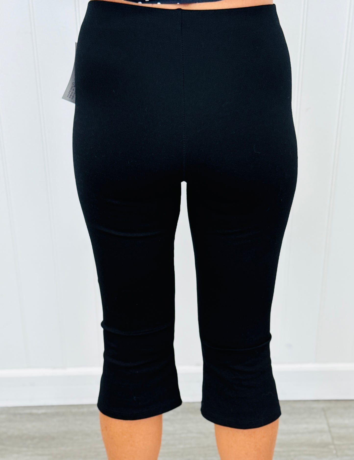 Black Flare Capri Pants (Reg.)