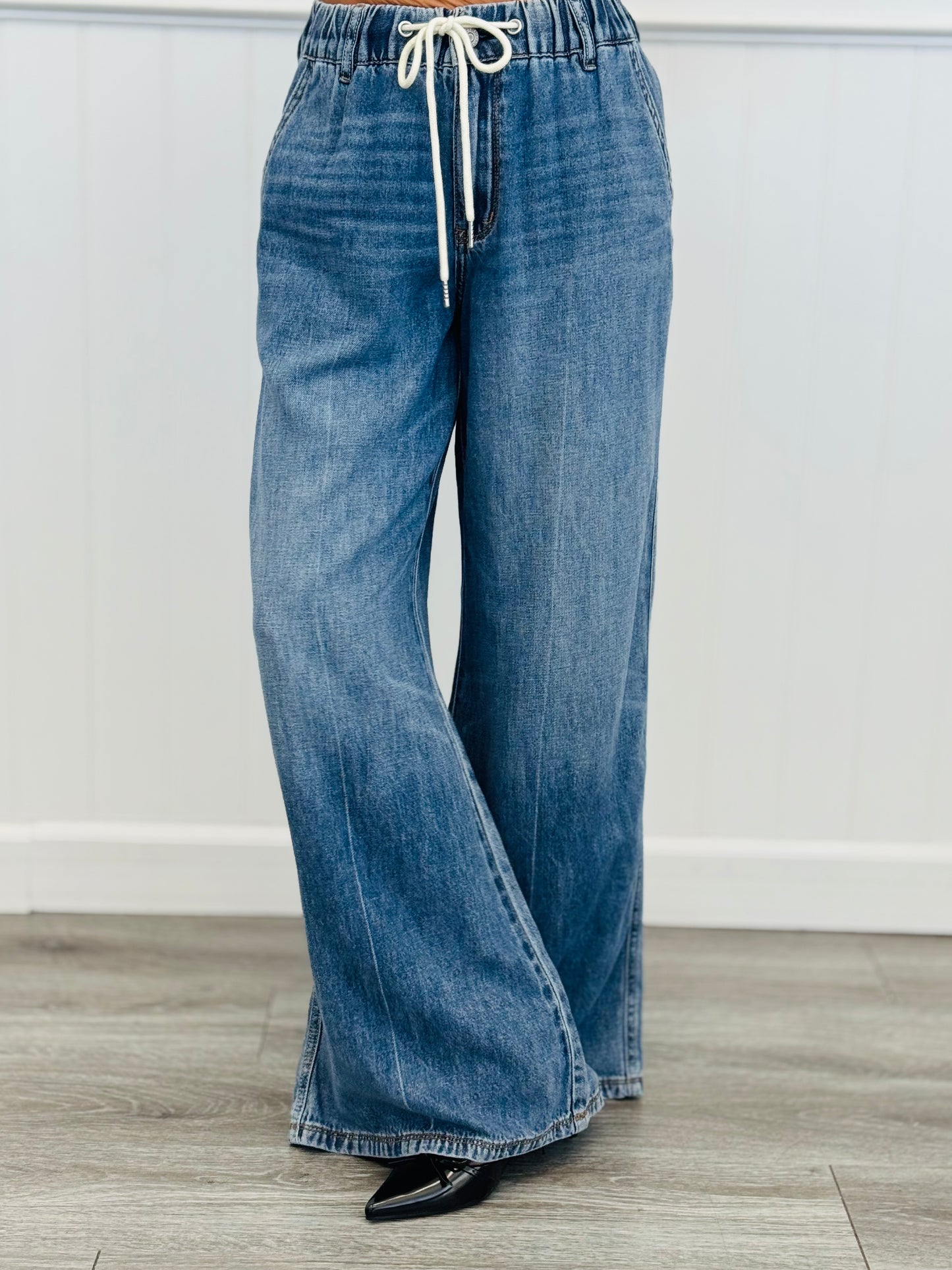 Judy Blue Slouchy Sue Palazzo Jeans (Reg. and Plus)