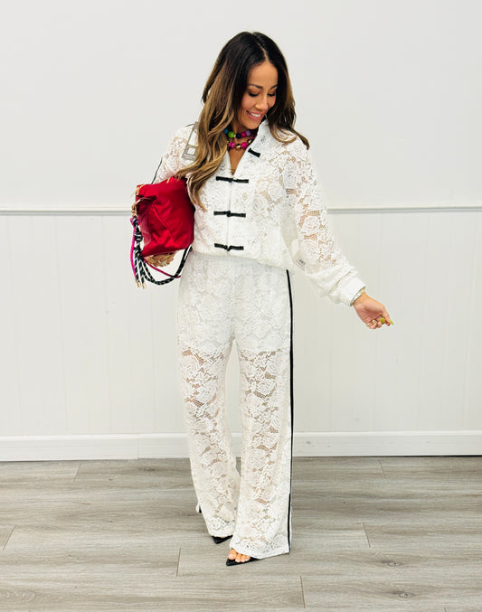 White Lace Side Stripe Jacket & Pants Set (Reg.)