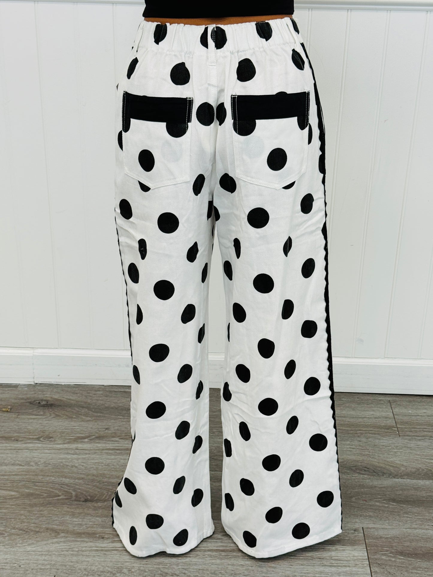 White/Black Polka Dot Contrast Side Detail Pants (Reg. and Plus)
