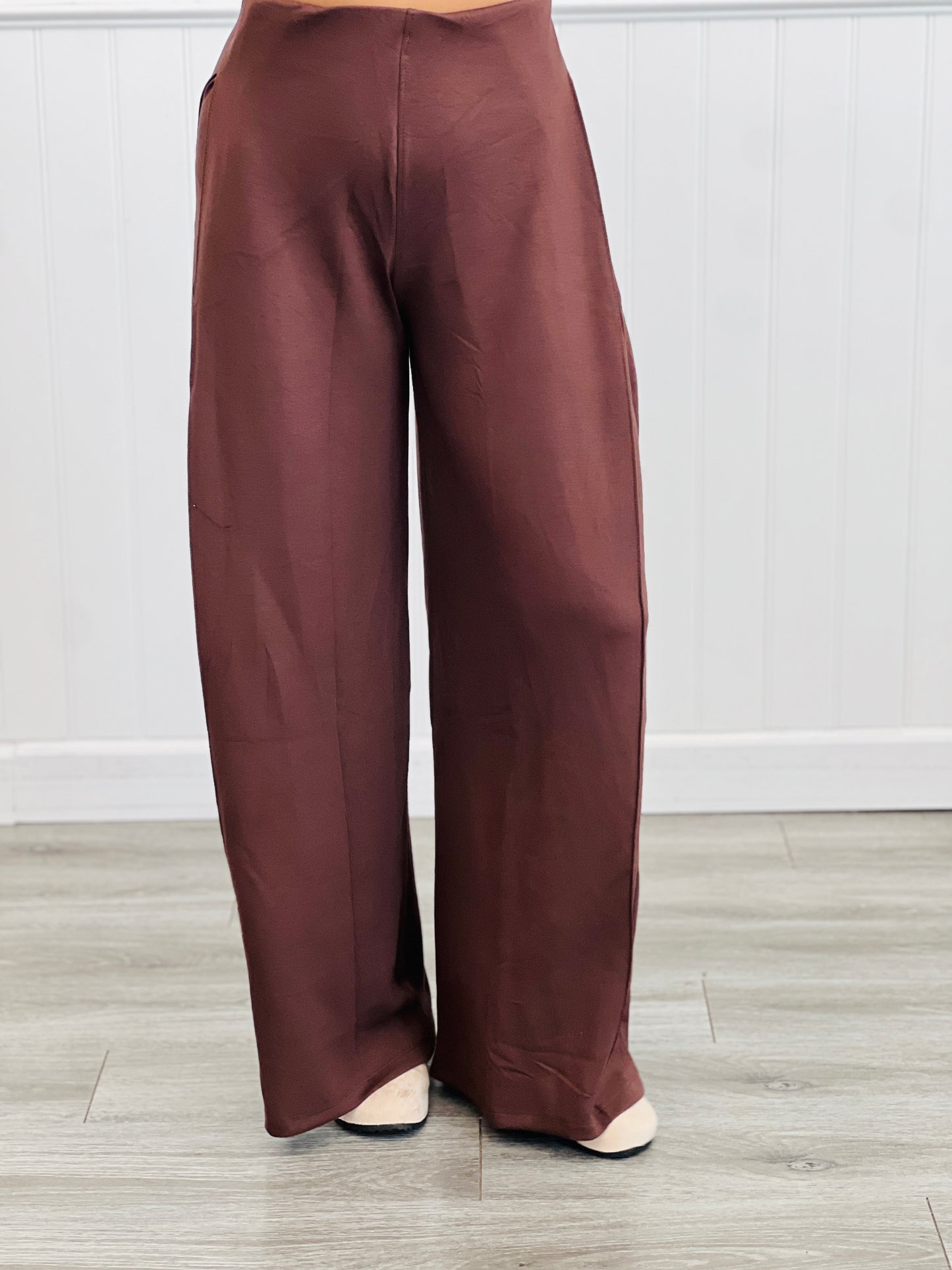 Brown Sleeveless Zip Up Top & Pants Set (Reg.)