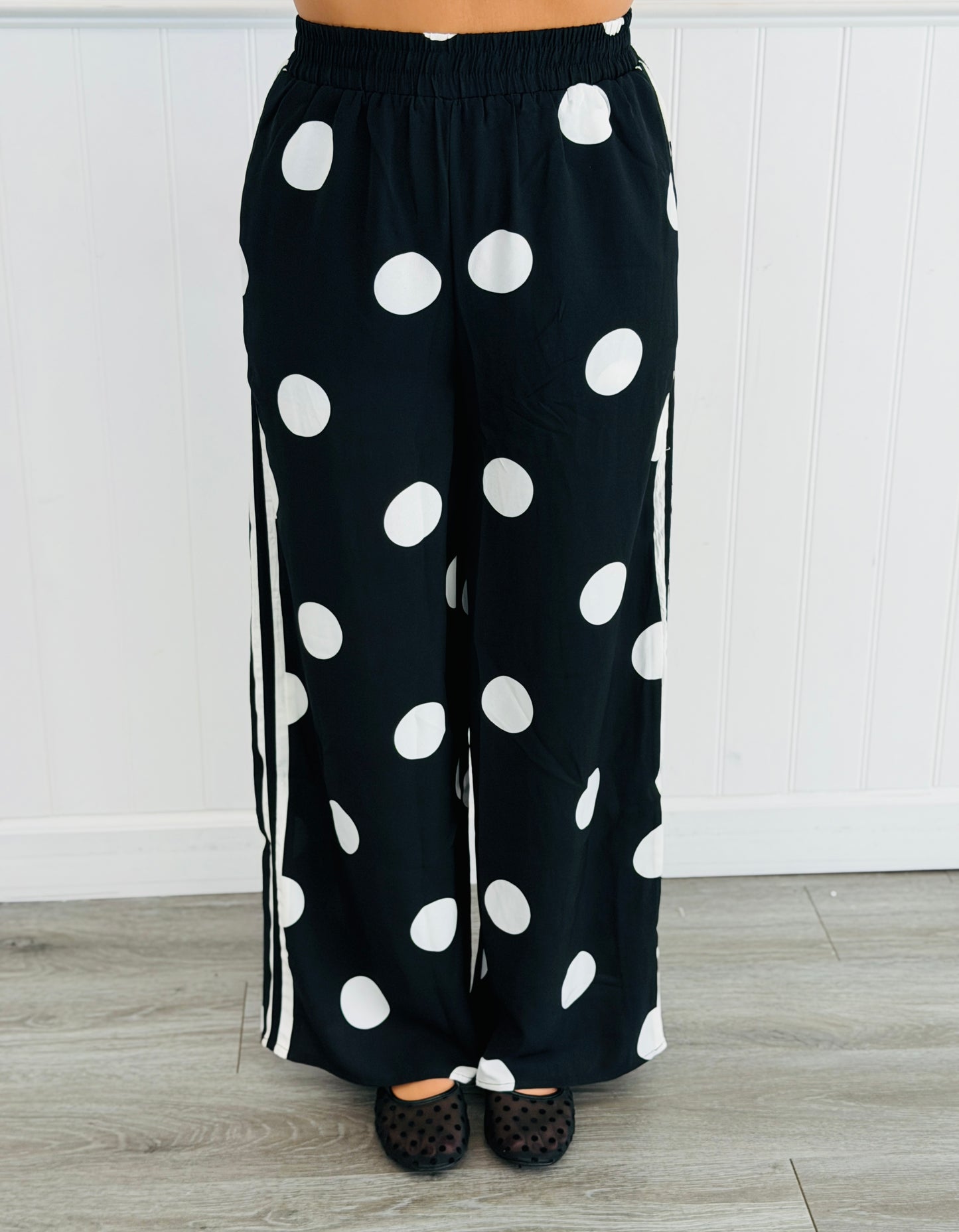 Black/White Polka Dot Top & Pants Set (Reg & Plus)