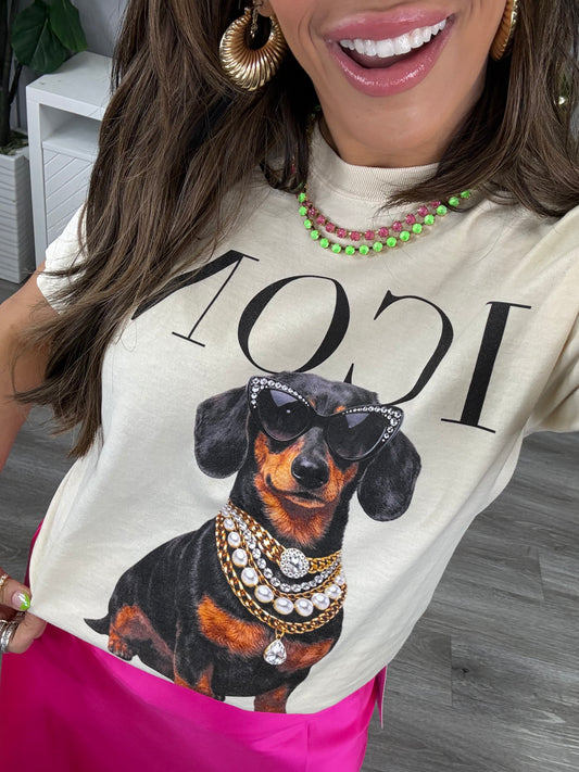Dachshund Icon Graphic Tee (Reg. and Plus)
