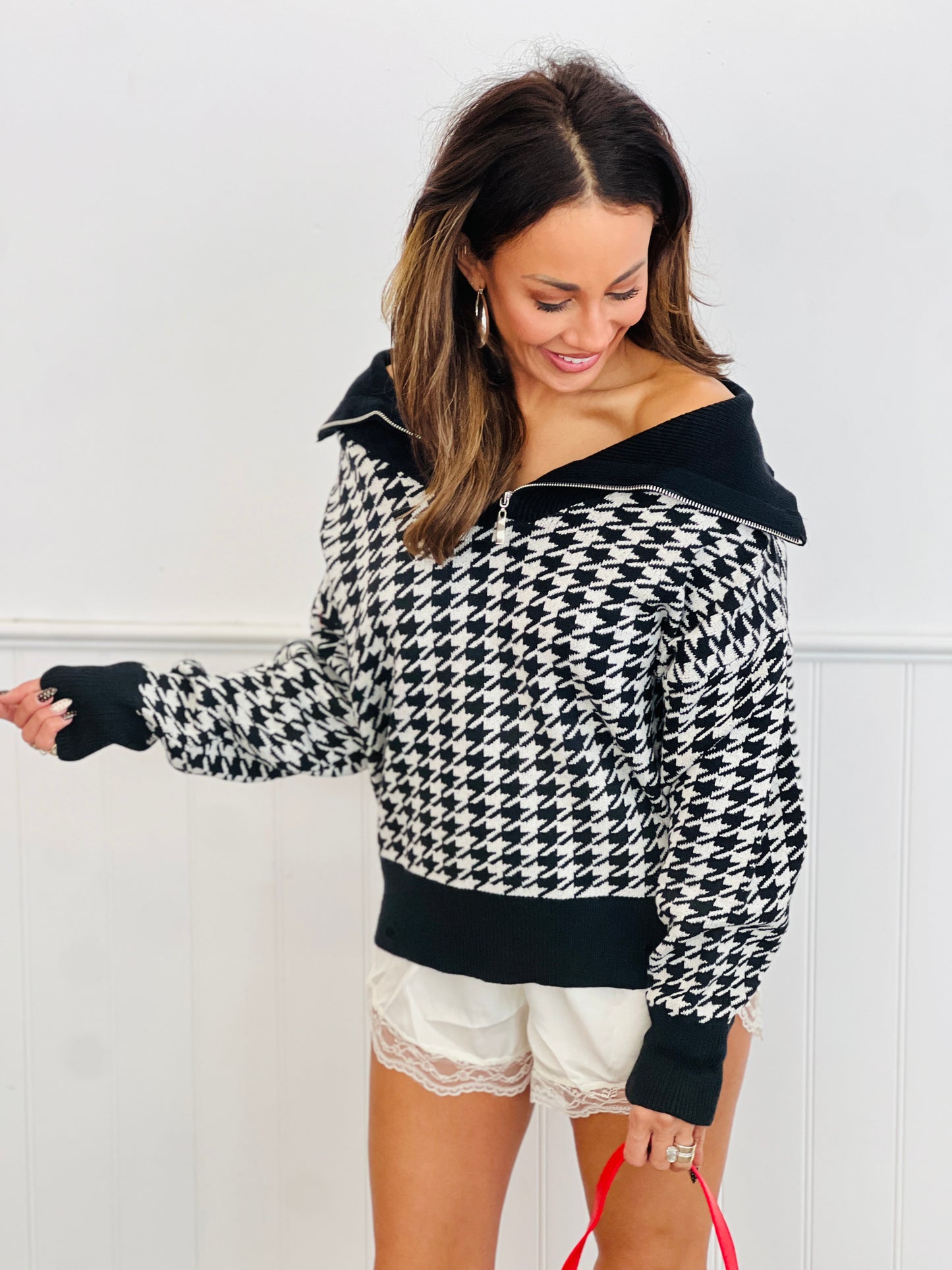 Houndstooth Fold Over Collar Pullover (Reg. and Plus)