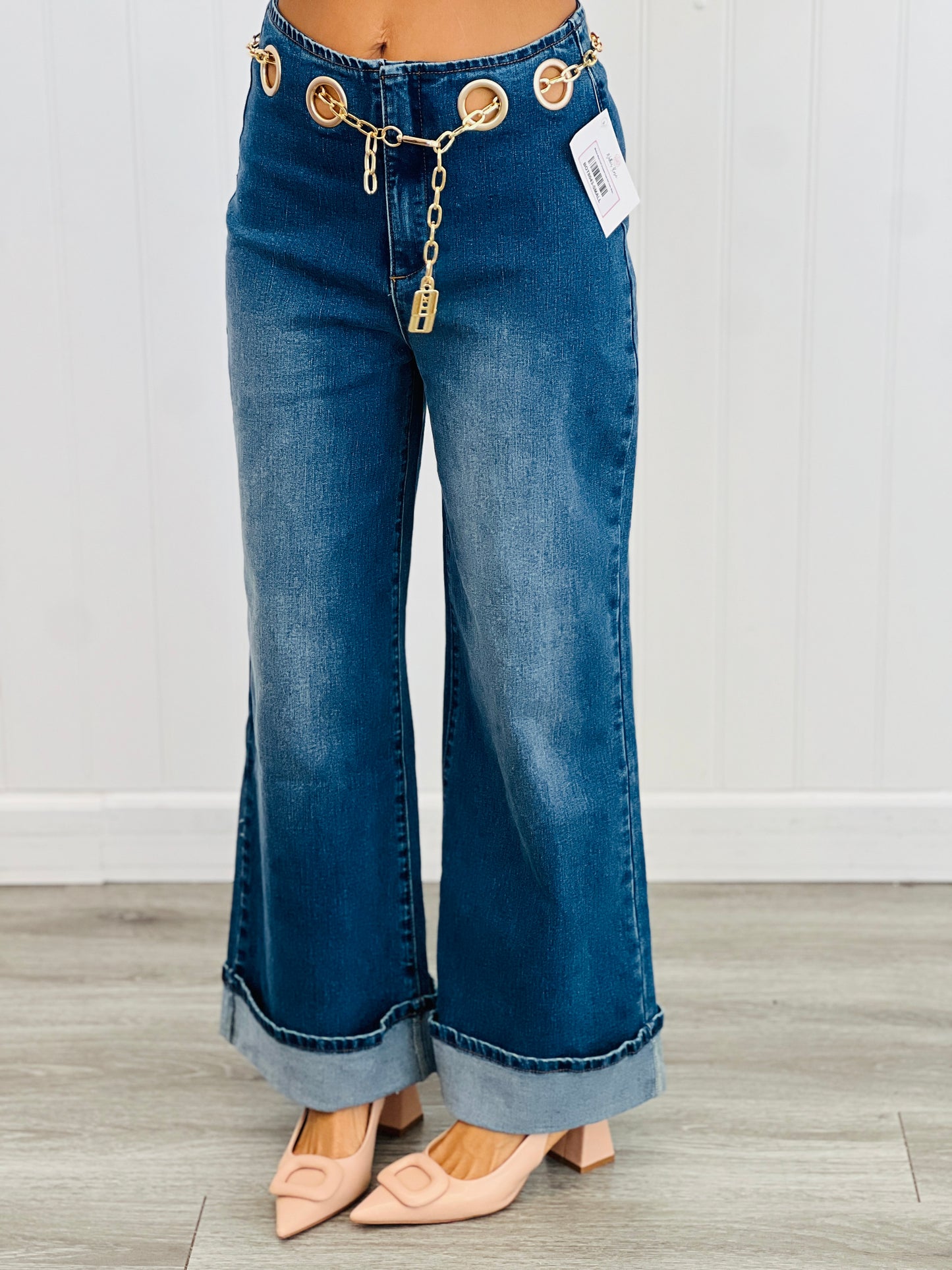 Medium Wash Gold Grommet Chain Belt Jeans (Reg.)