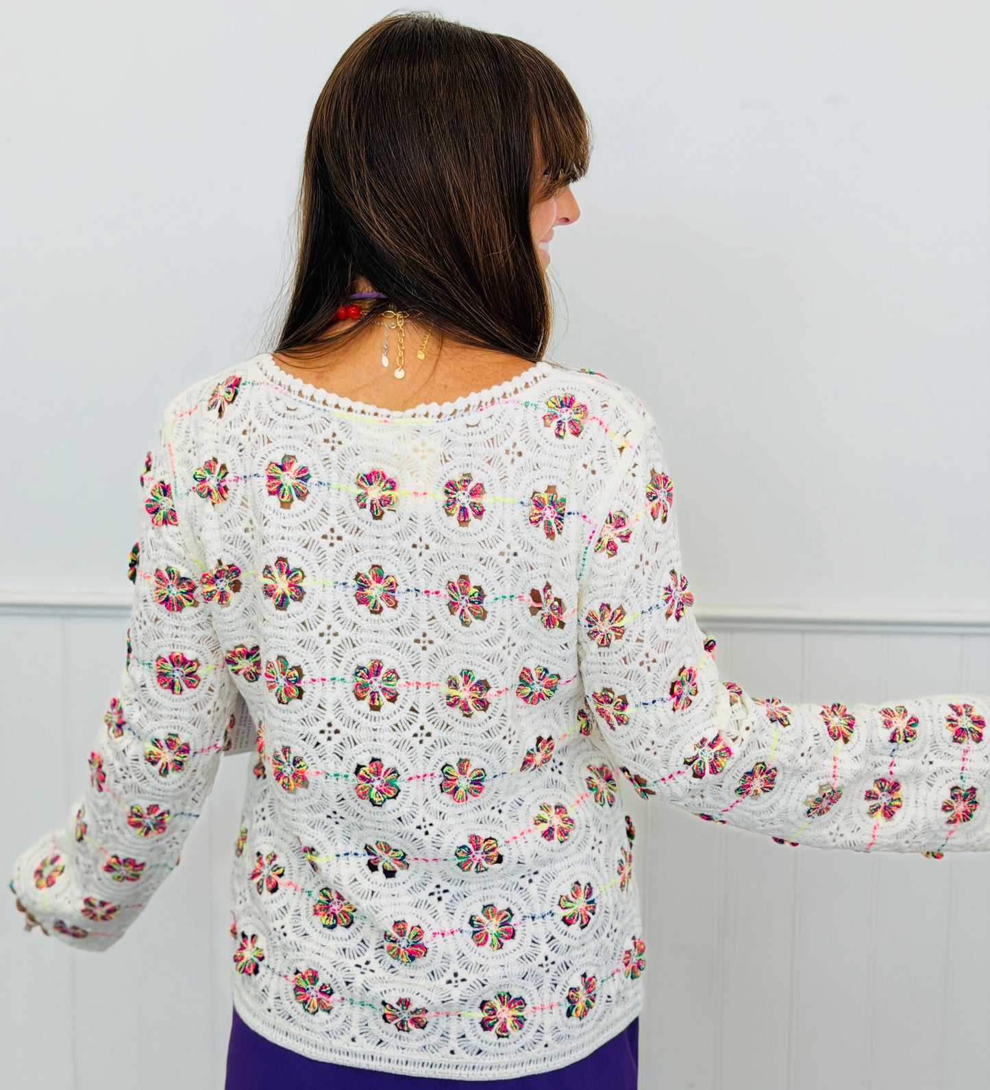Ivory Contrast Florets Crochet Pullover Sweater (One Size)