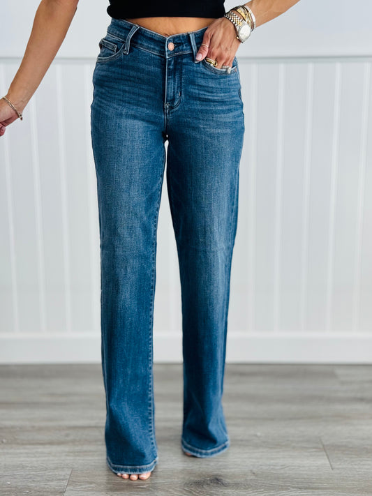 Judy Blue Very Well V-Front Straight Jeans (Reg. & Plus)