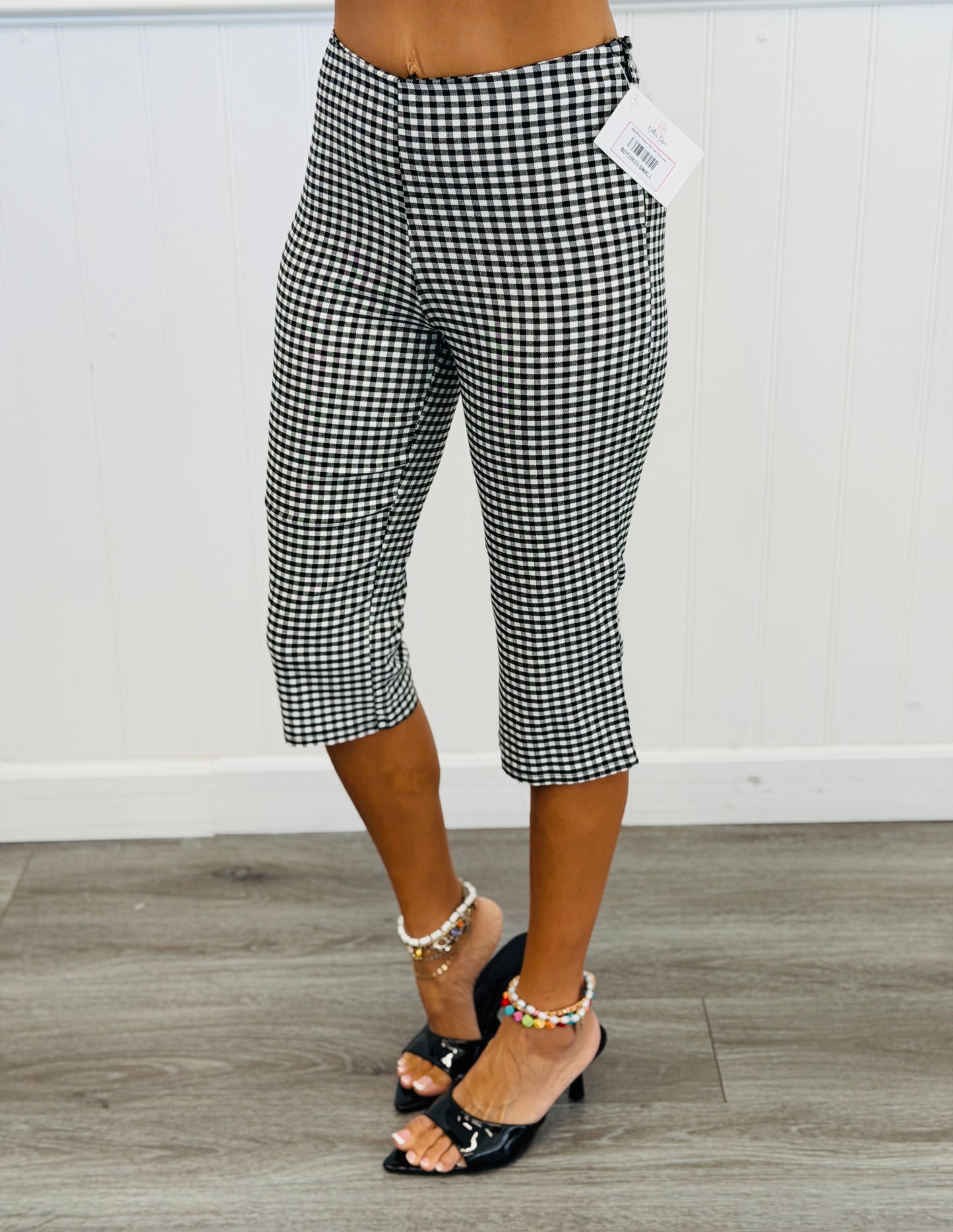 Black/White Gingham Print Capri Pants (Reg.)