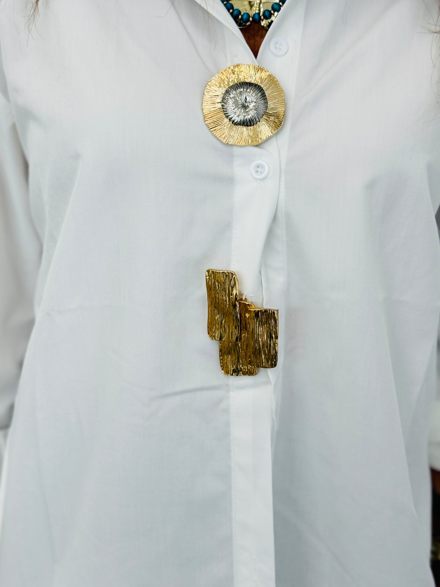 Multi Gold Detail Button Up Top (Reg.)