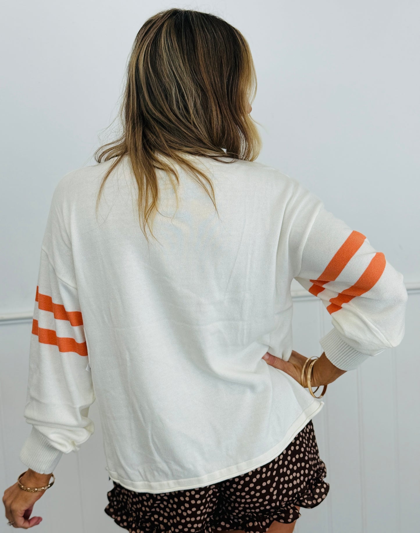 White Yoga Dog Graphic Sweater Top (Reg.)