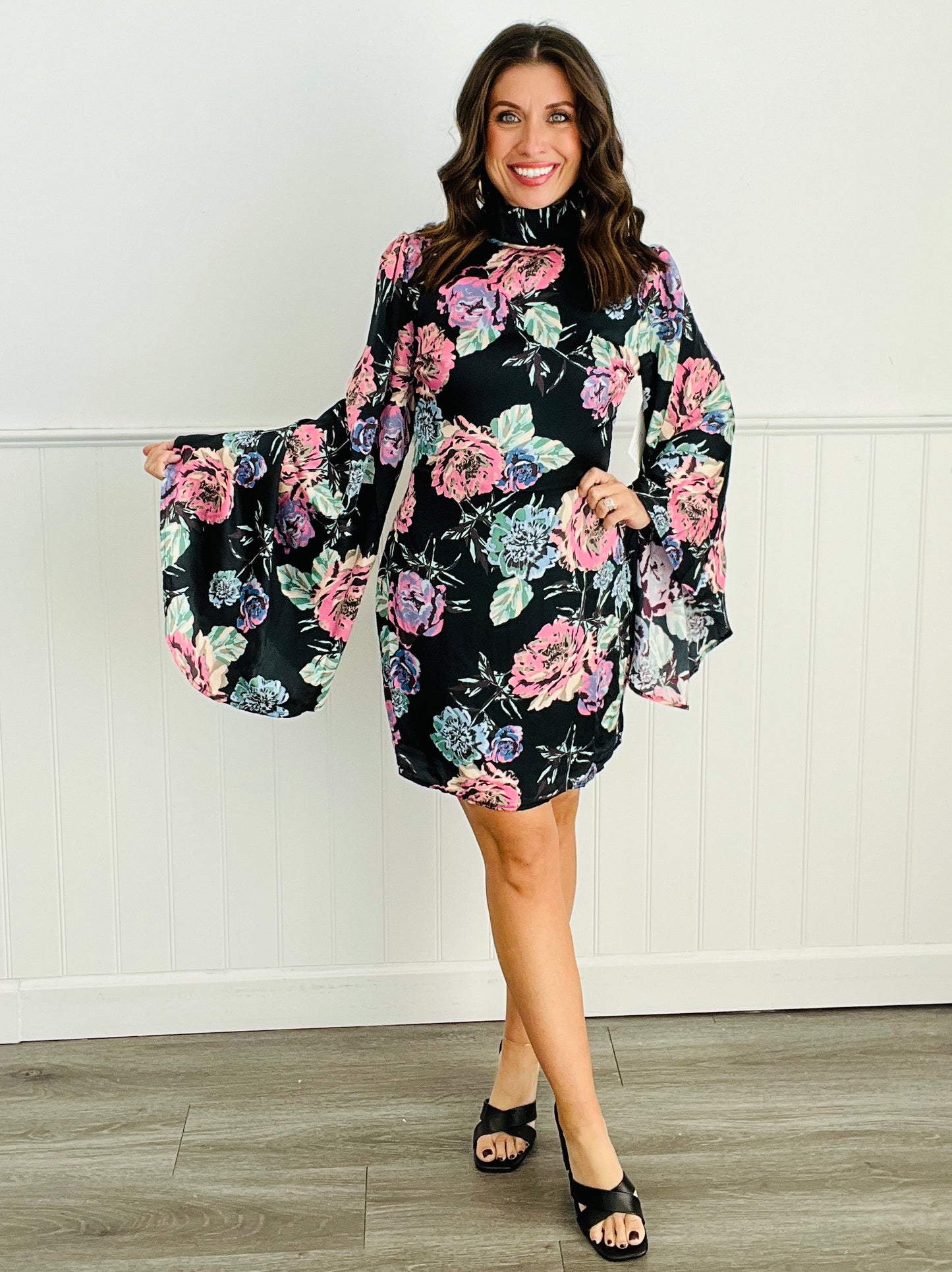 Sensational Satin Floral Mini Dress (Reg)