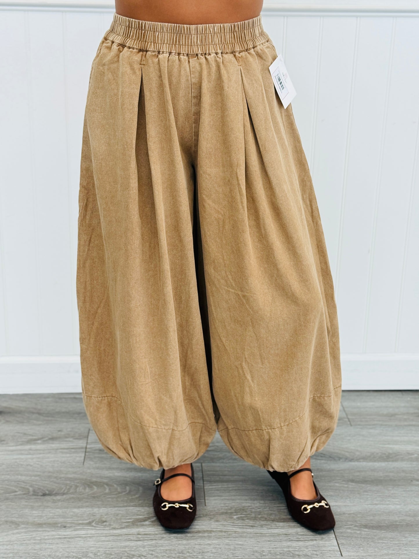 Mocha Mousse Pleated Balloon Pants (Reg & Plus)