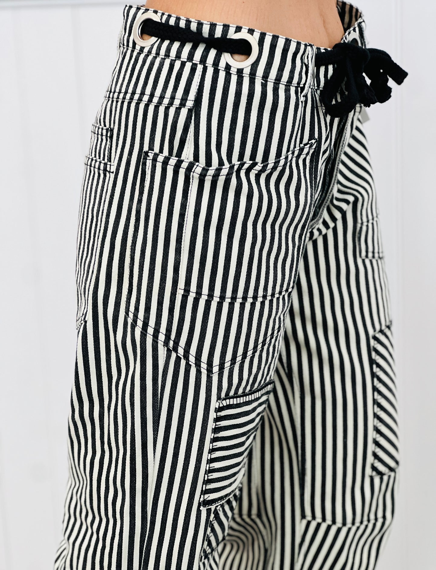 Black Striped Twill Barrel Pants (Reg & Plus)