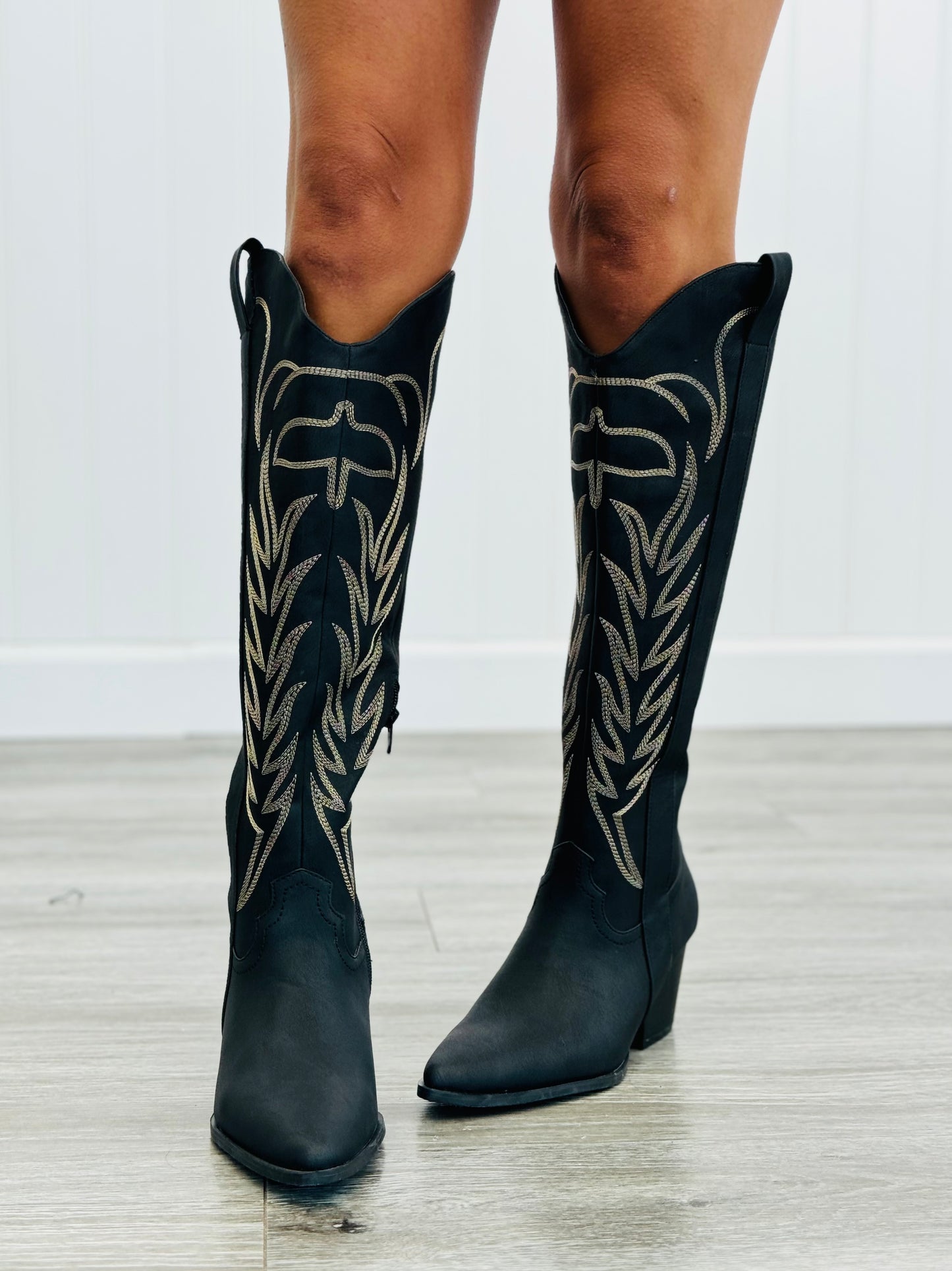 Black Cowgirl Cutie Boots