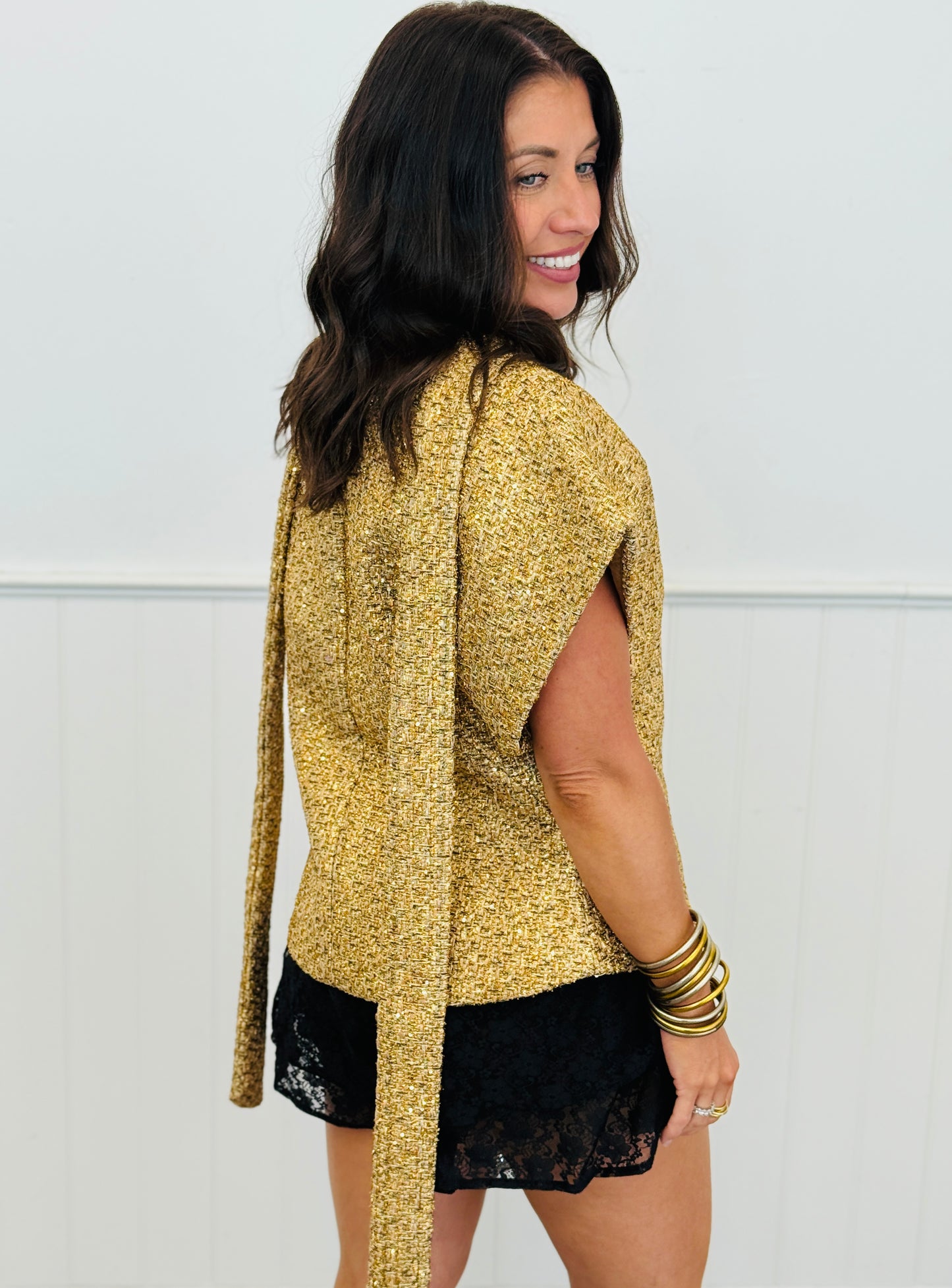 Gold Button Closure Top (Reg.)