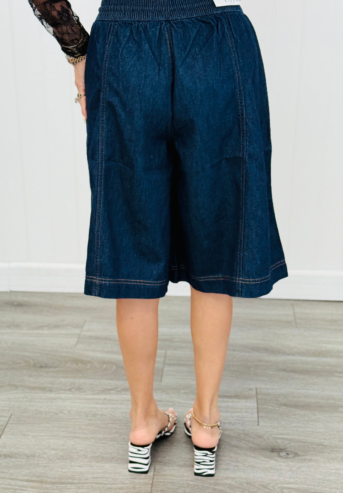 Risen Dark Effortless Everyday Culotte Shorts (Reg.)
