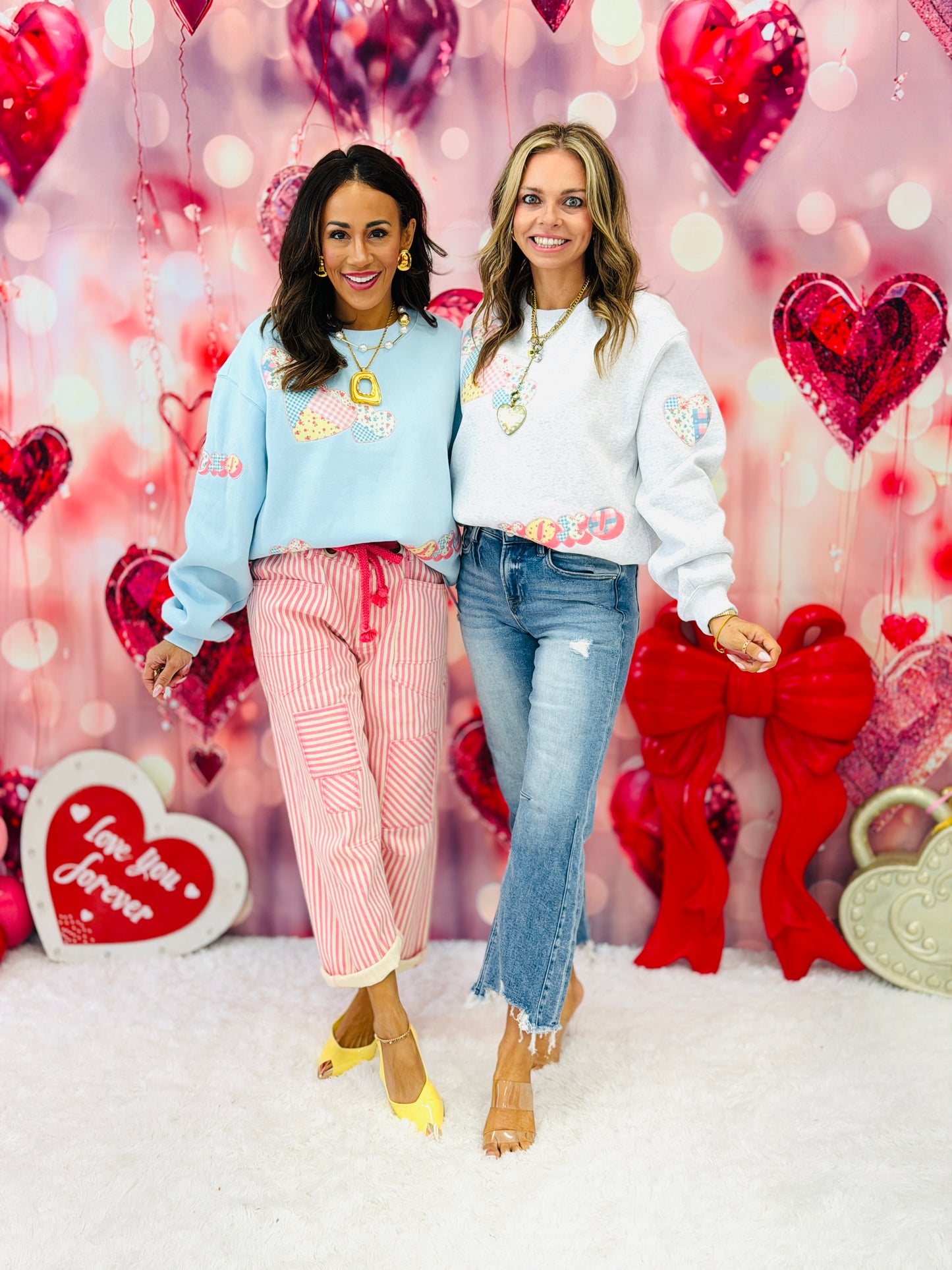 Embroidered Patchwork Hearts XOXO Sweatshirt (Reg.)-2 Colors