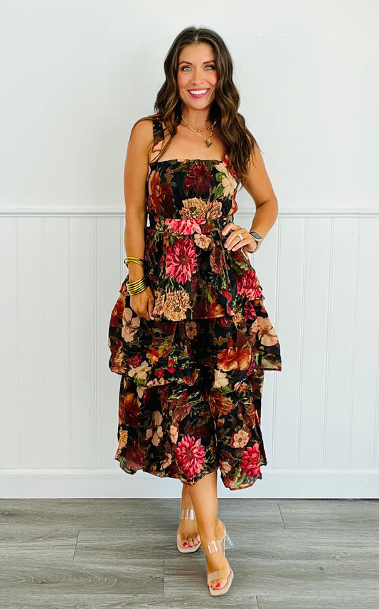 Black Twirling Garden Midi Dress (Reg)