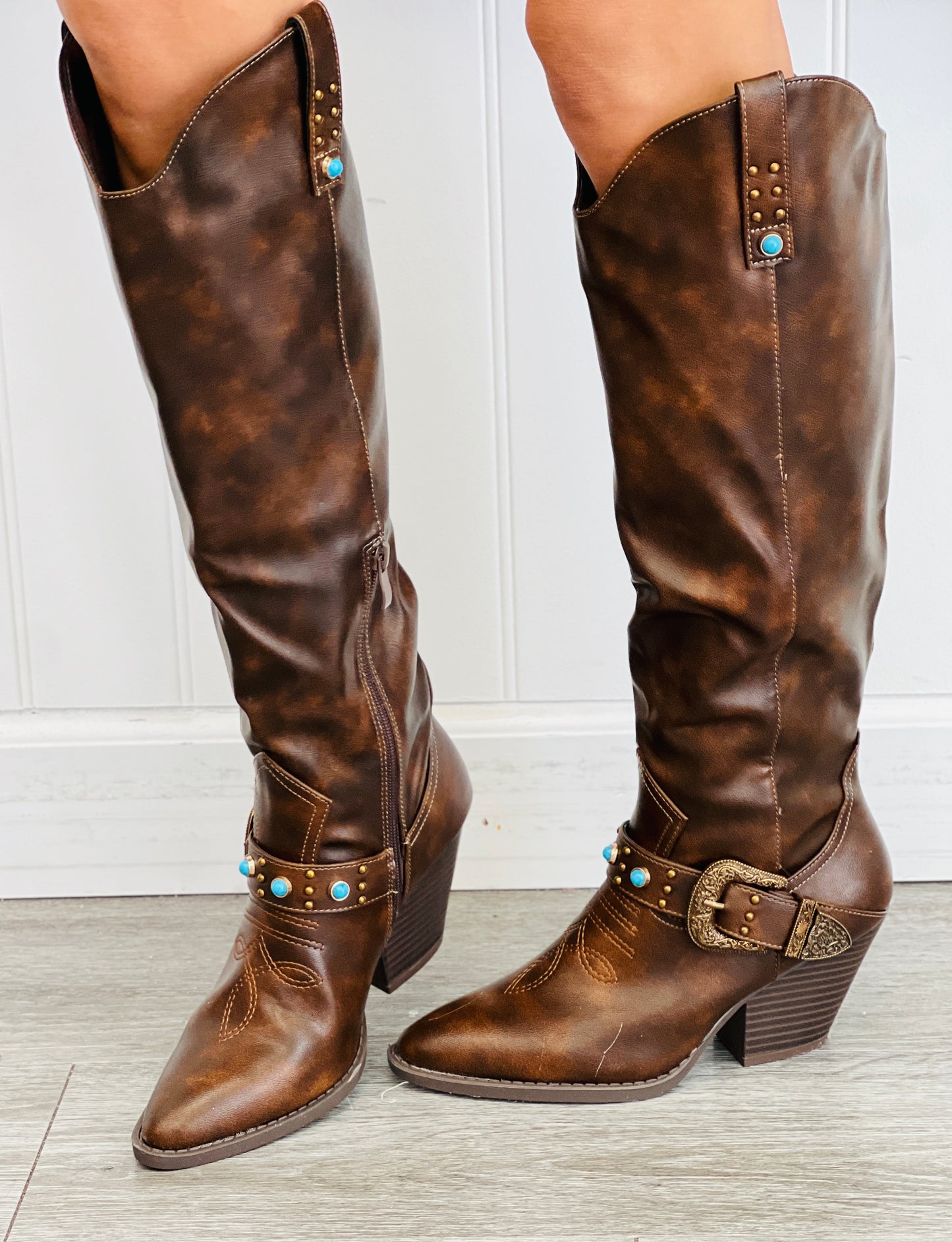 Distressed Brown Western Jewel Boots