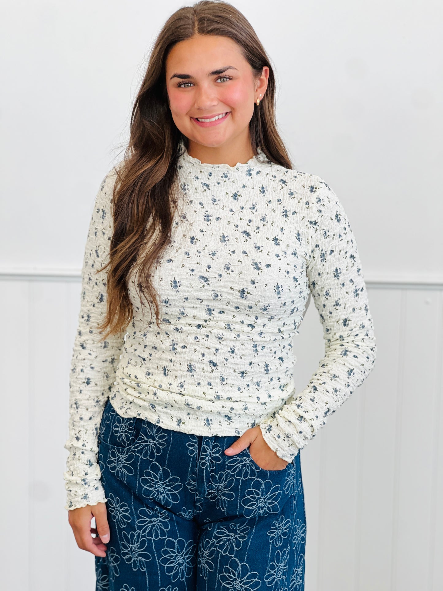 Floral Print Smocked Lettuce Edge Top (Reg.)-2 Colors