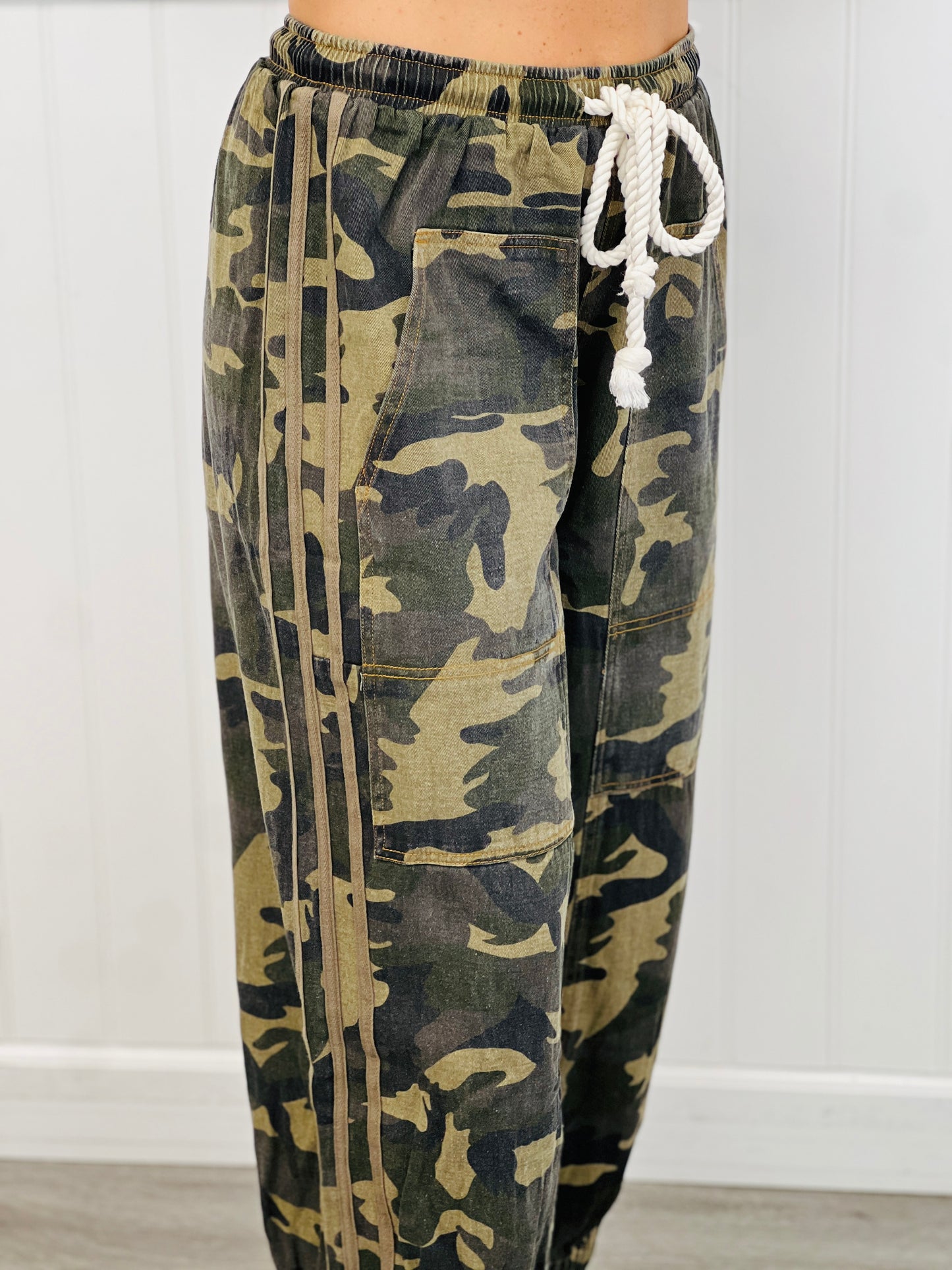 Washed Camo Side Tape Stripe Pants (Reg & Plus)