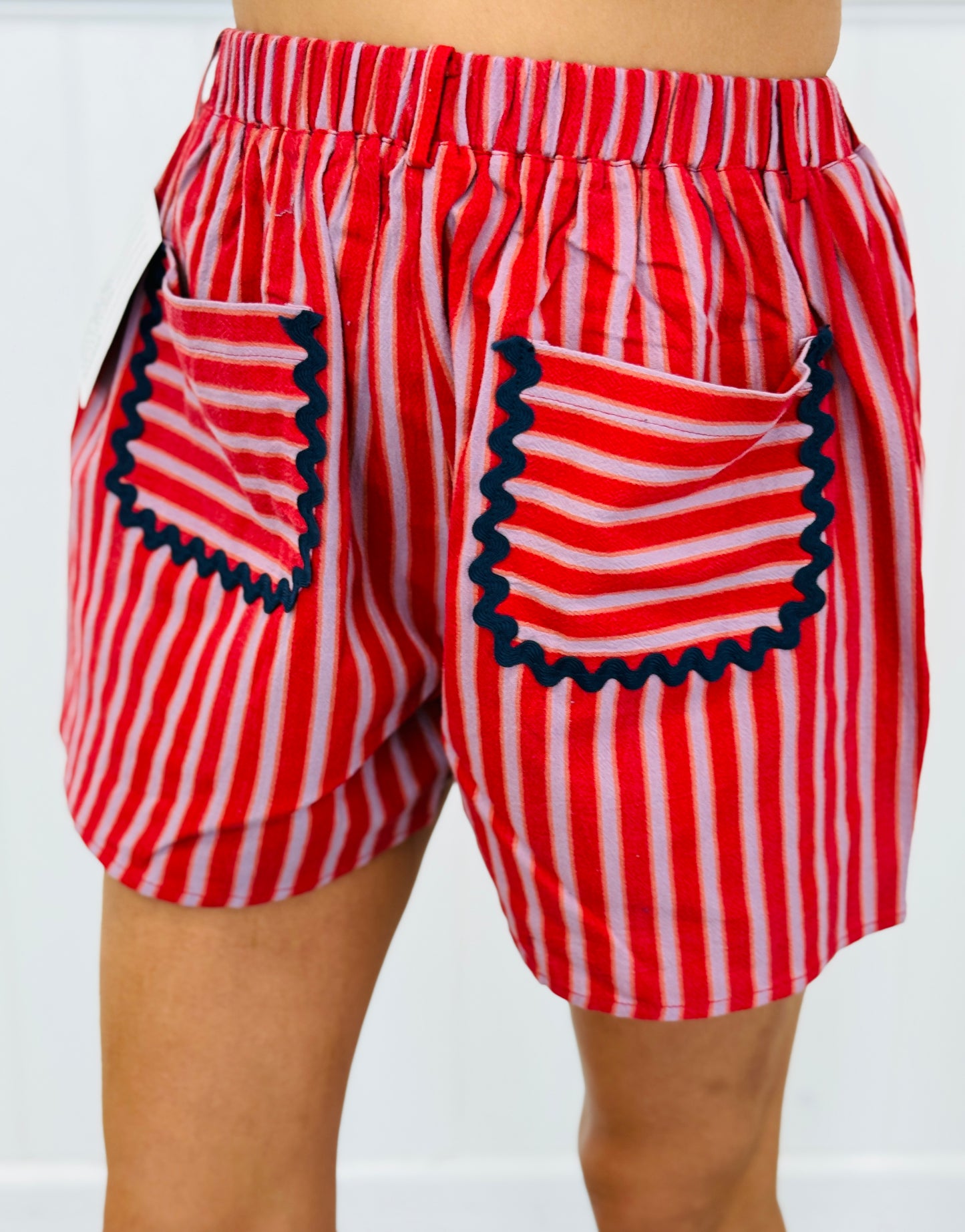 Stripe Contrast Pocket Shorts (Reg. and Plus) - 4 Colors