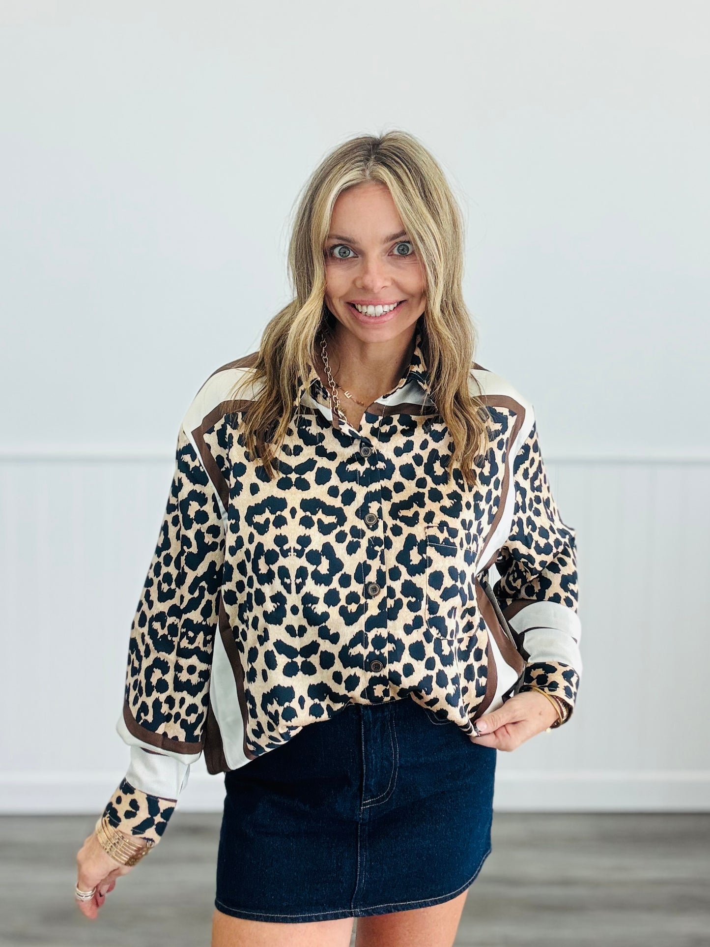 POL Sand Indigo Leopard Animal Instincts Top (Reg.)