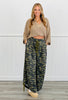Ruched Side Camo Print Pants (Reg.)