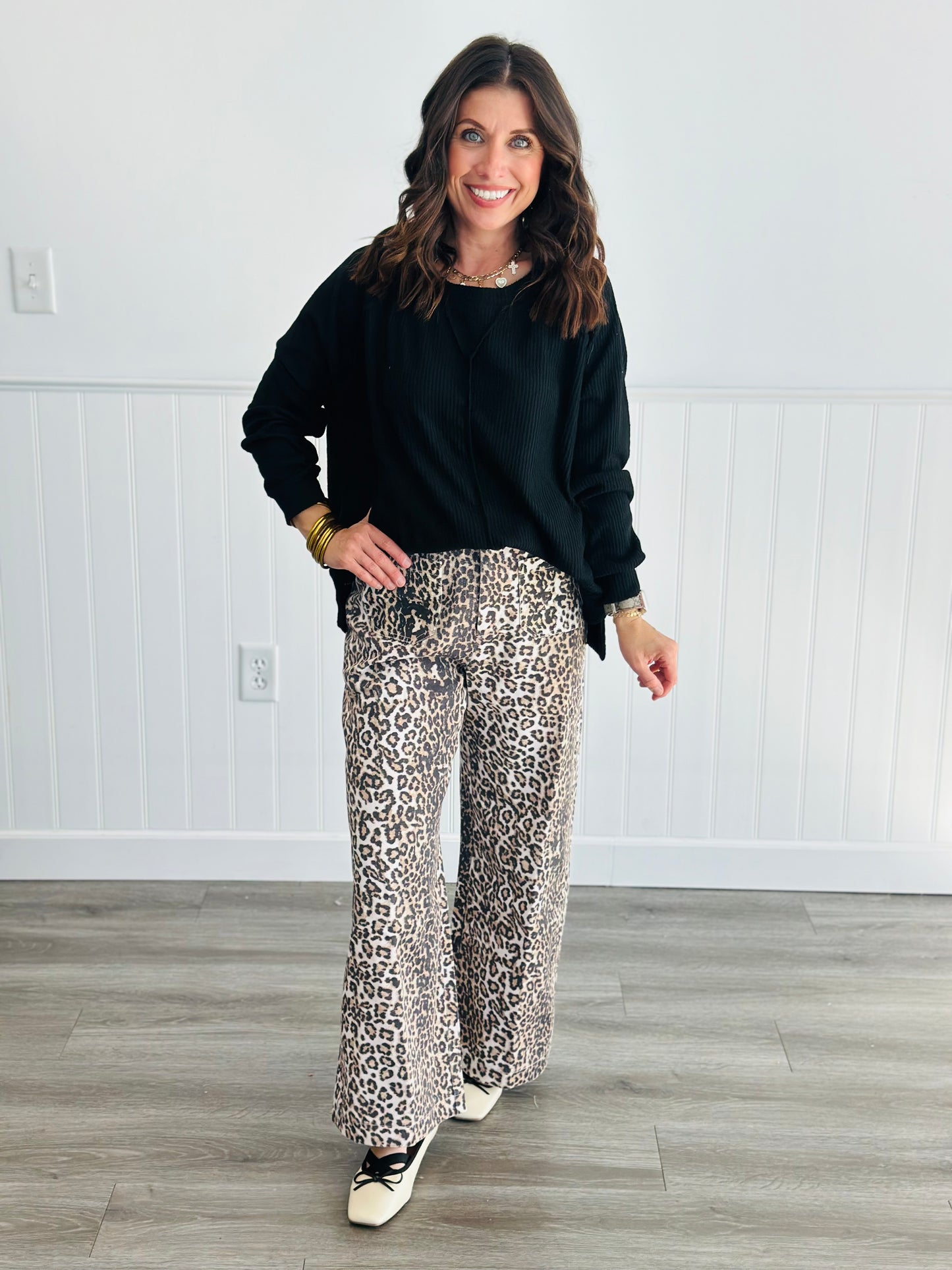 Chic And Fabulous Leopard Cargo Pants (Reg & Plus)