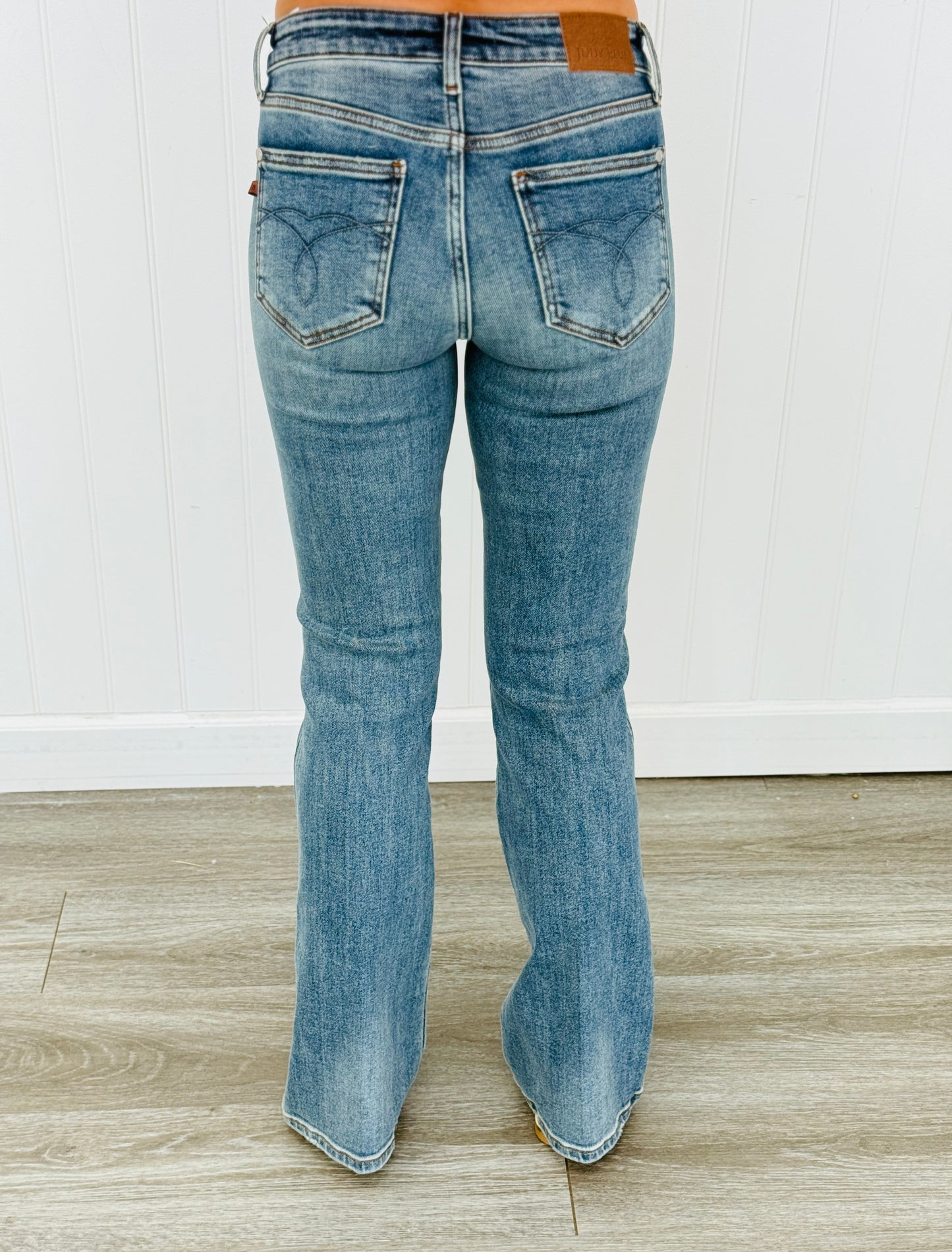 Judy Blue Low Rise Lifestyle Jeans (Reg. and Plus)