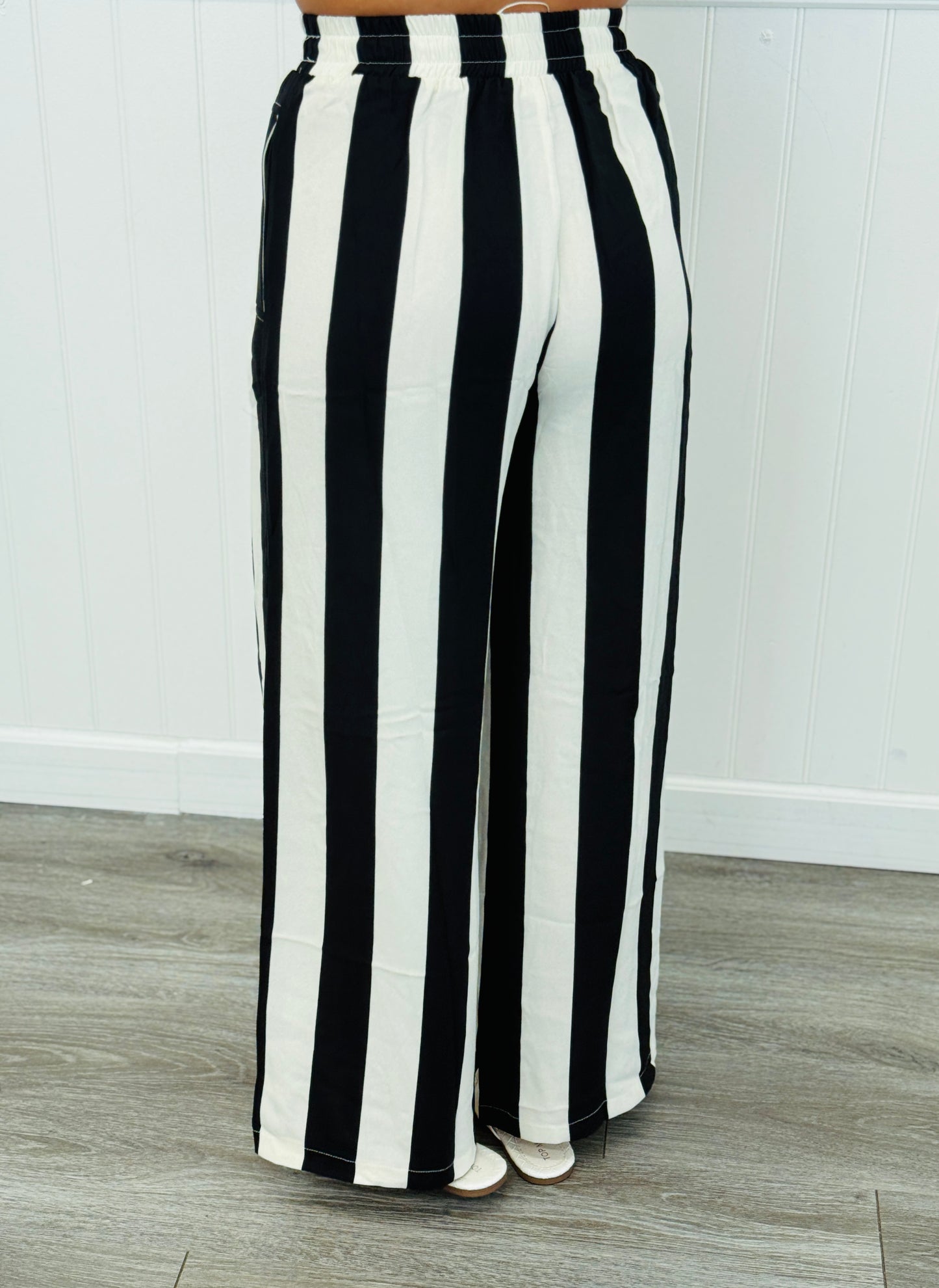 Black/Ivory Stripe Top & Pants Set (Reg & Plus)