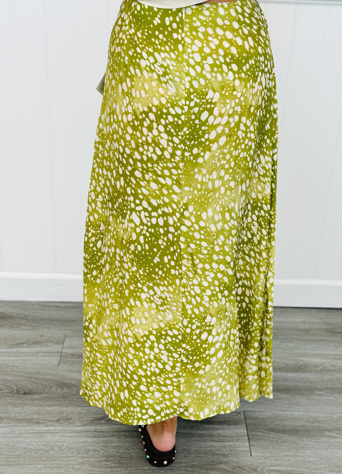 Green Deer Print Front Slit Midi Skirt (Reg.)