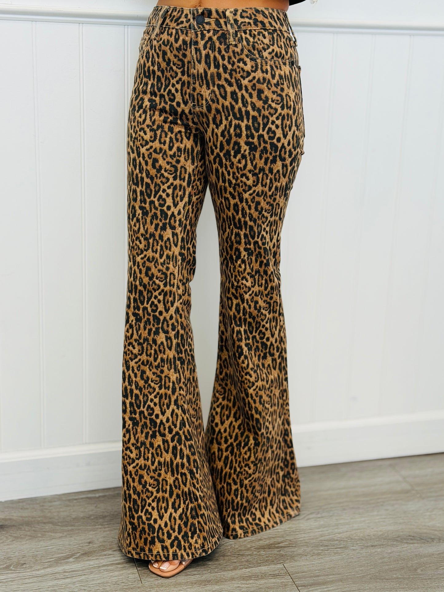 Judy Blue Wild Luxe Mid Rise Flare Jeans (Reg. and Plus)