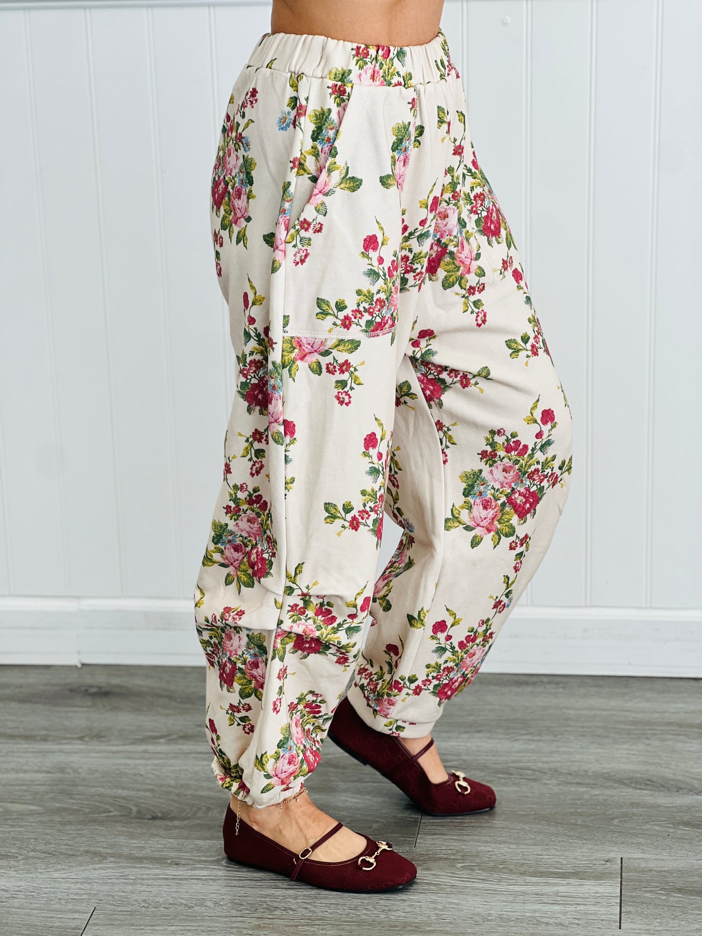 Ivory Floral Top & Jogger Pants Set (Reg & Plus)