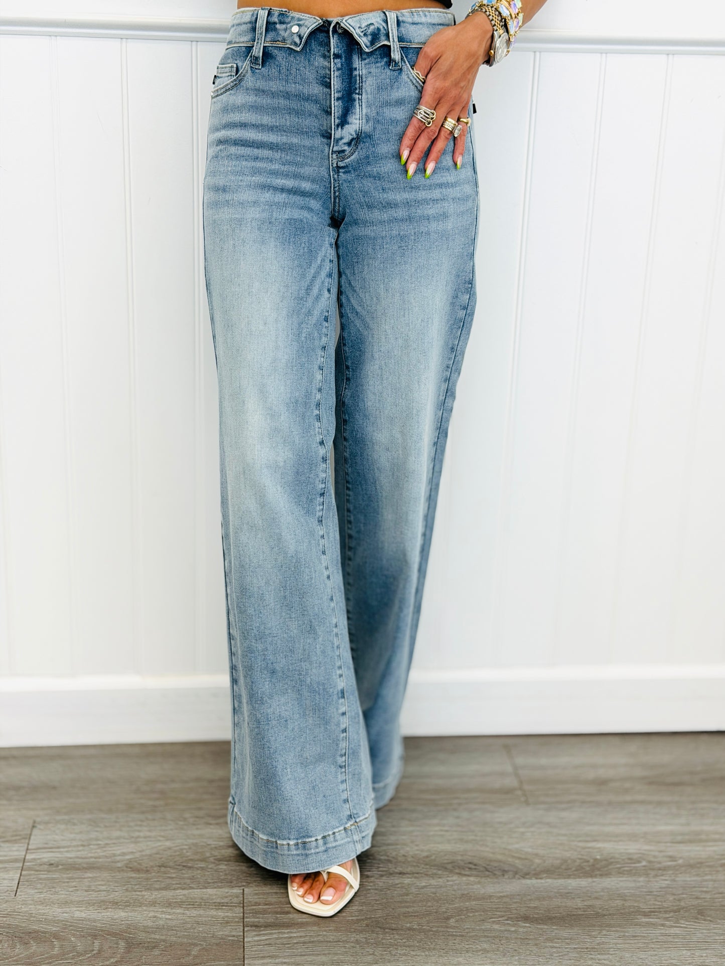 Judy Blue Retro Rebel Wide Leg Fold Over Jeans (Reg. and Plus)