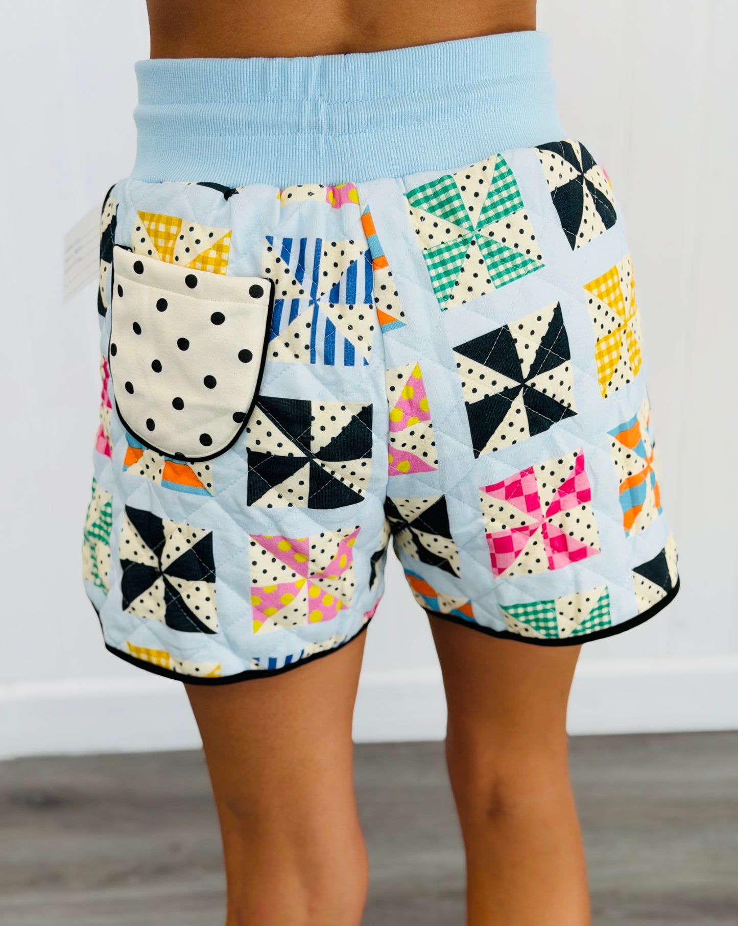Quilted Kaleidoscope Shorts (Reg.)