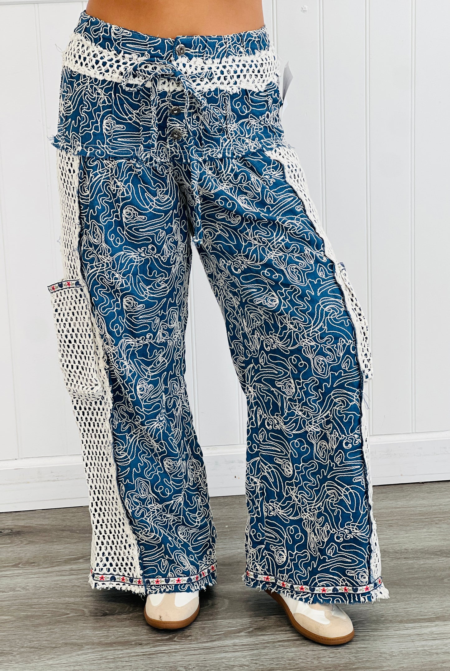 POL Flower Crochet Detailing Wide Leg Pants (Reg.)- 2 Colors