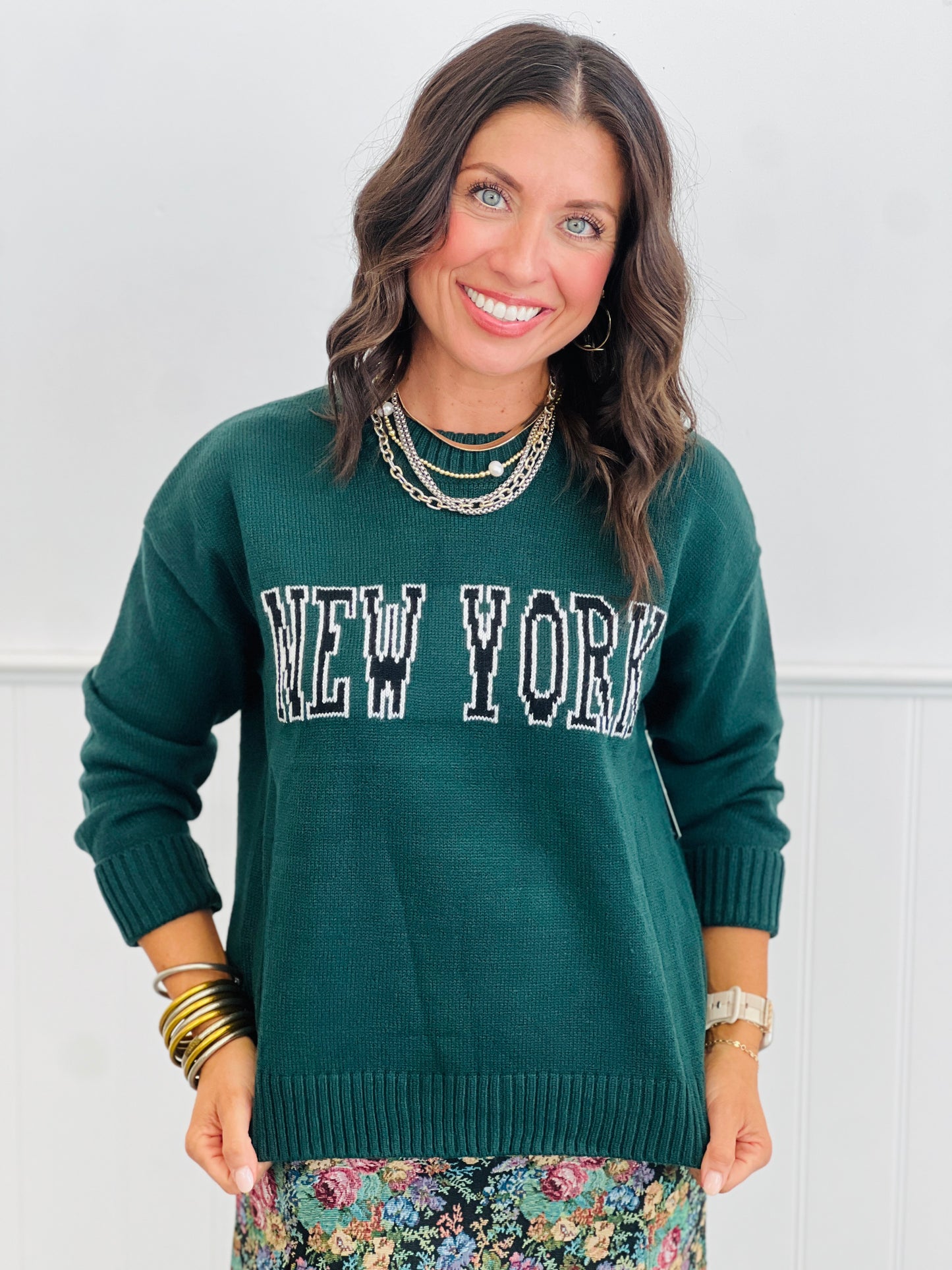Dark Green New York Graphic Sweater Top (Reg.)