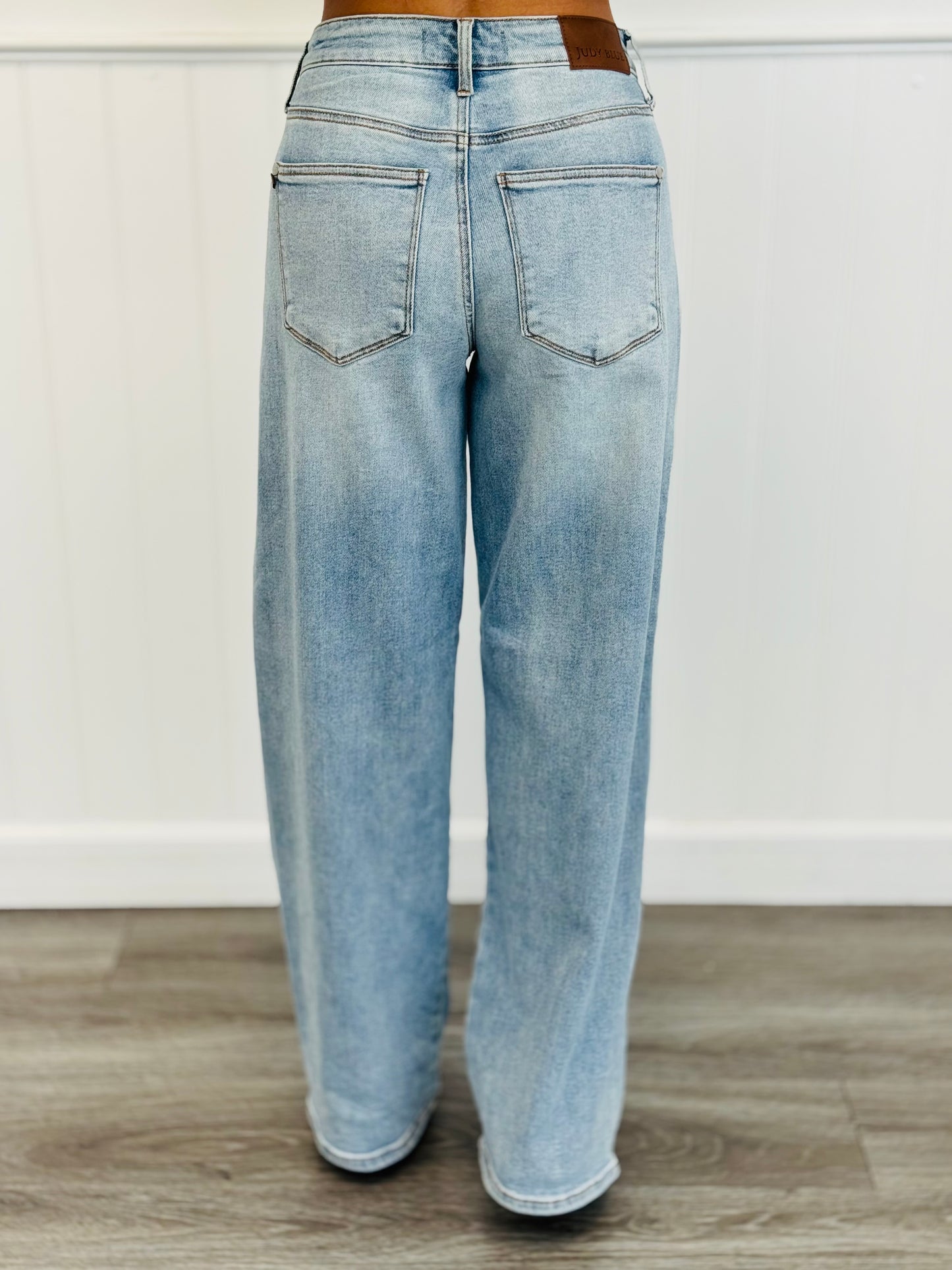 Judy Blue Twisted Tina Rigid Magic Jeans (Reg. and Plus)