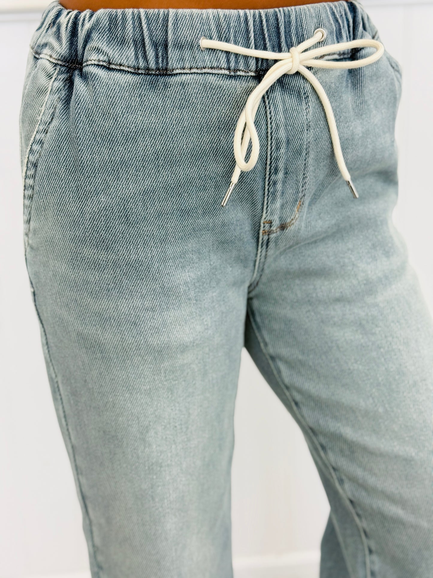 Judy Blue Carefree Days Baggy Jeans (Reg. and Plus)