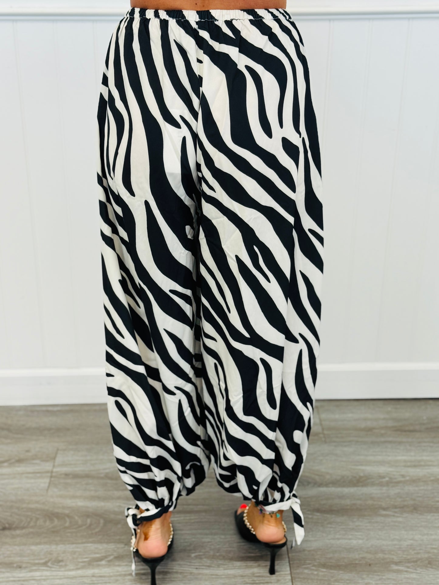 Zebra Print Top & Pants Set (Reg.)