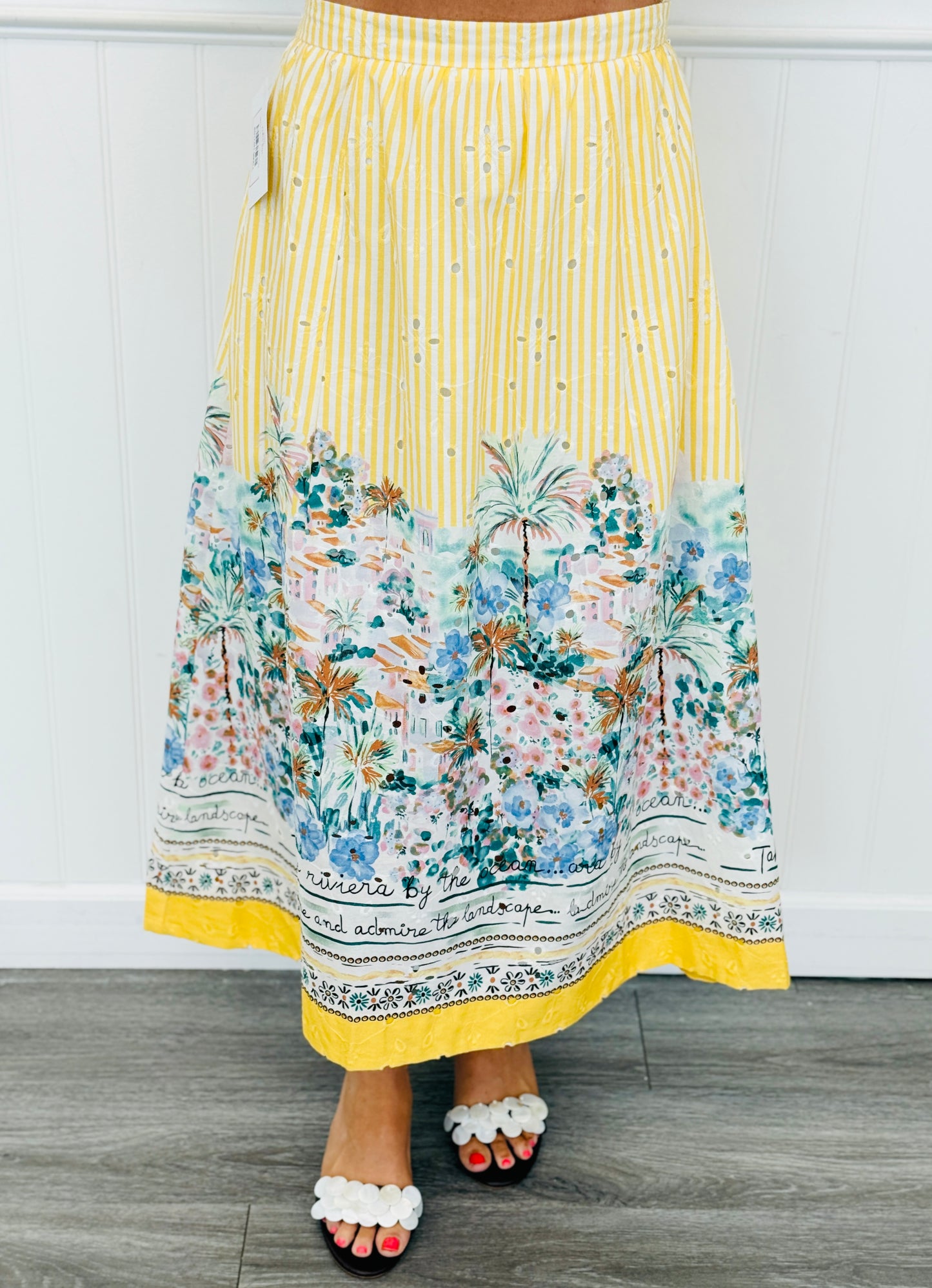 Gold Striped Landscape Border Print Maxi Skirt (Reg.)