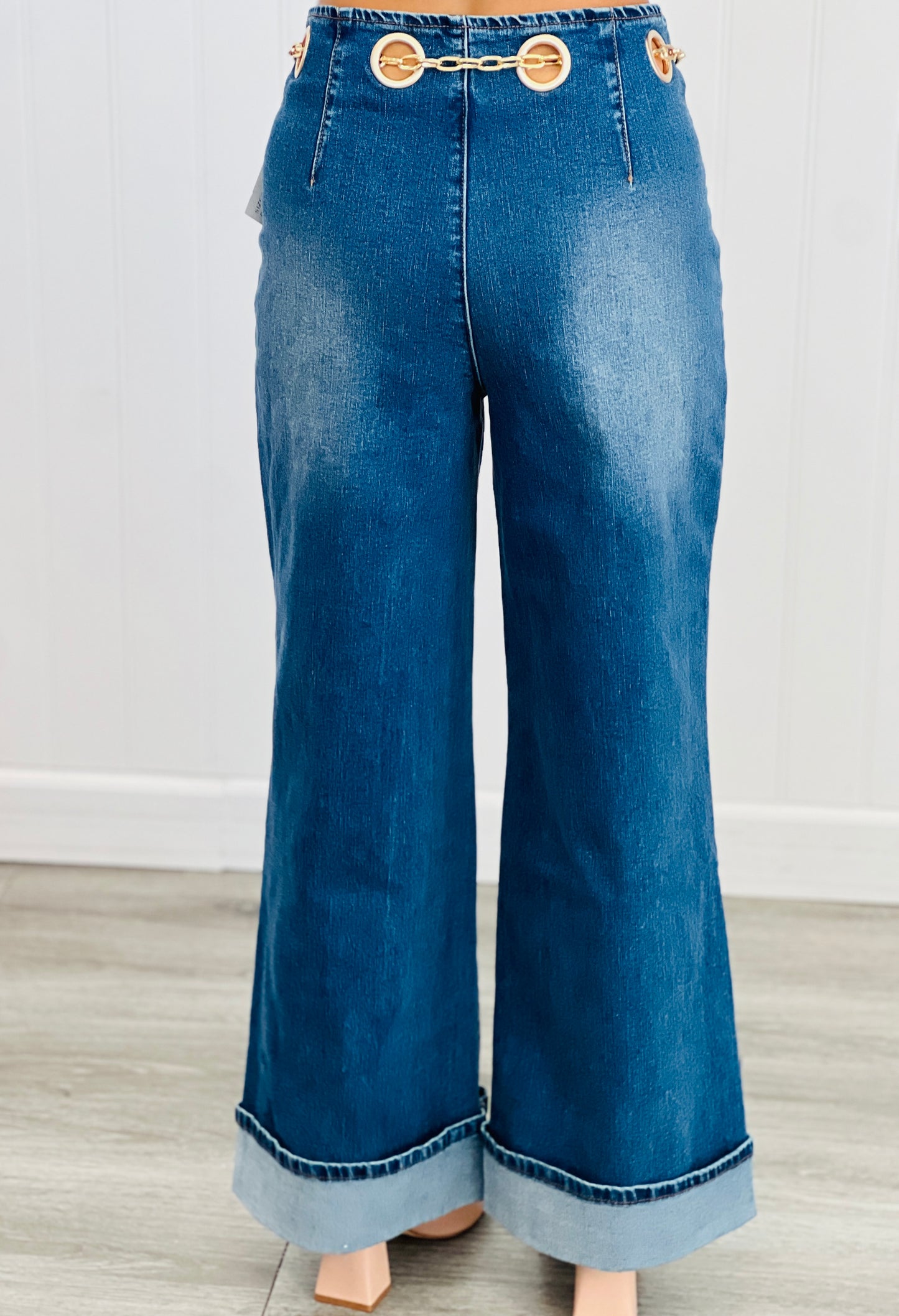 Medium Wash Gold Grommet Chain Belt Jeans (Reg.)