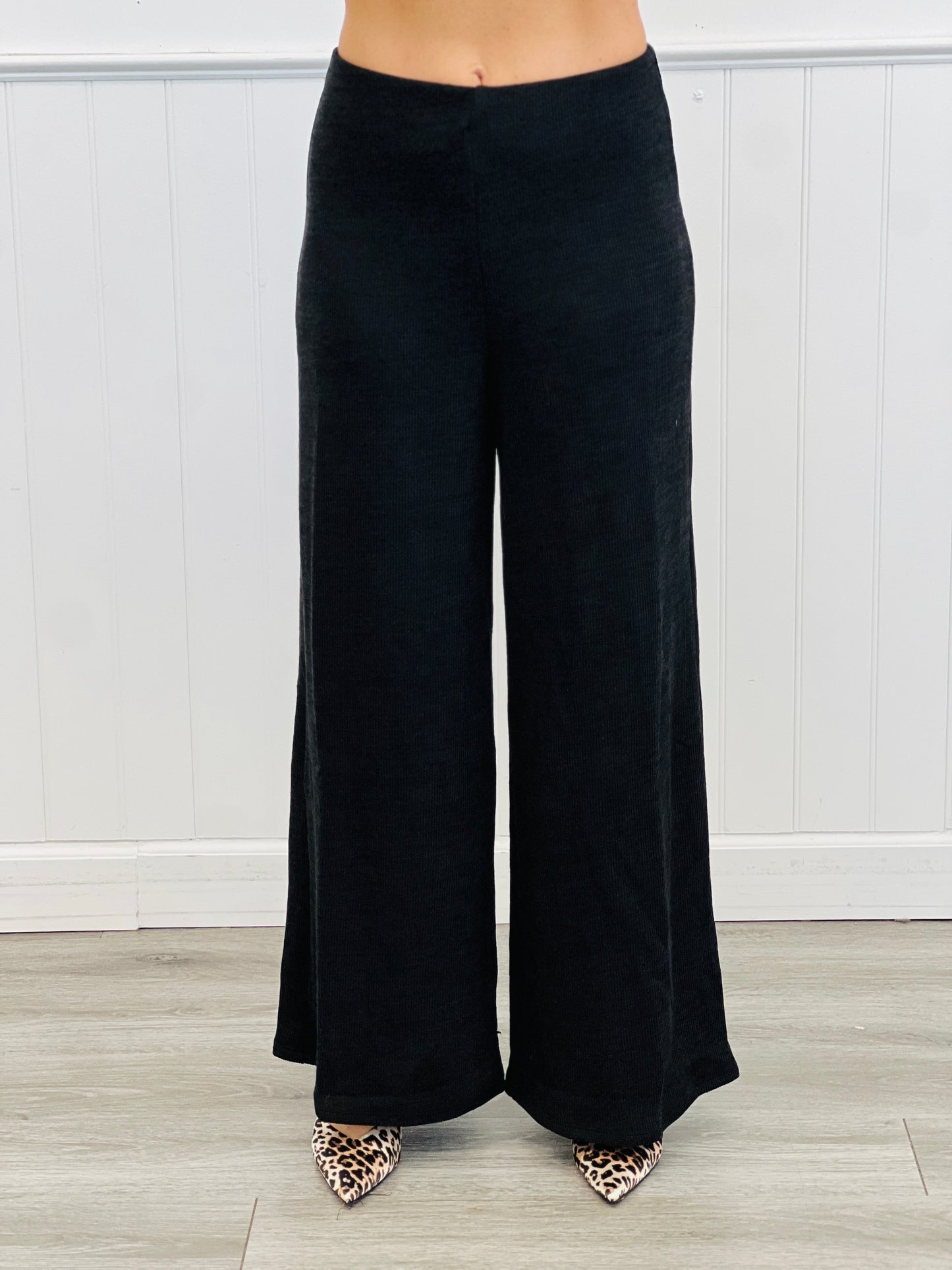 Mock Neck Top & Pant Set (Reg.) - 4 Colors