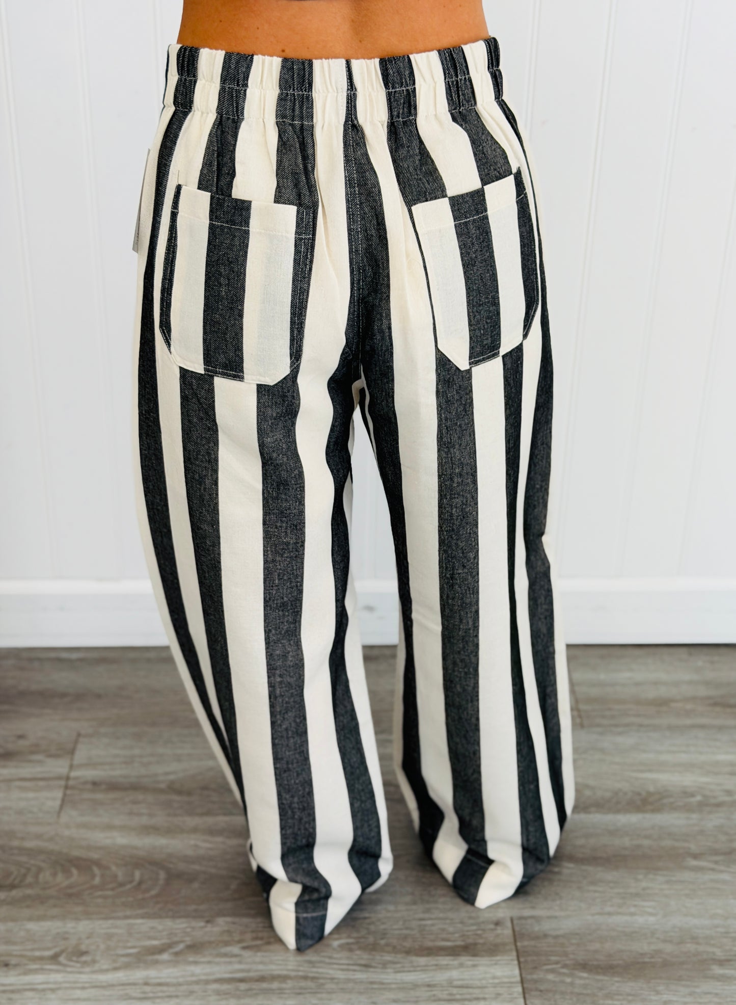 Black Bold Striped Wide Leg Pants (Reg.)