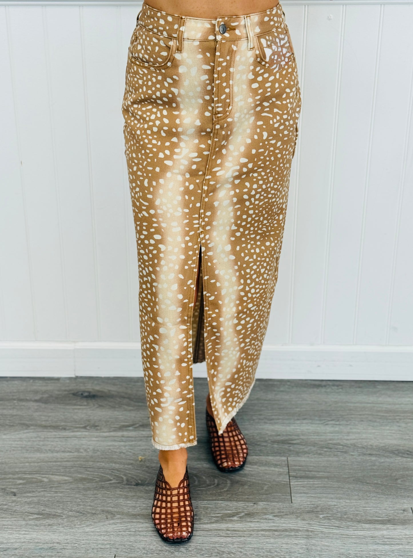 Camel Denim Deer Print Midi Skirt (Reg.)