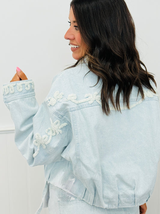 Lt. Denim Looped Trim Detailed Pleat Hem Jacket (Reg.)